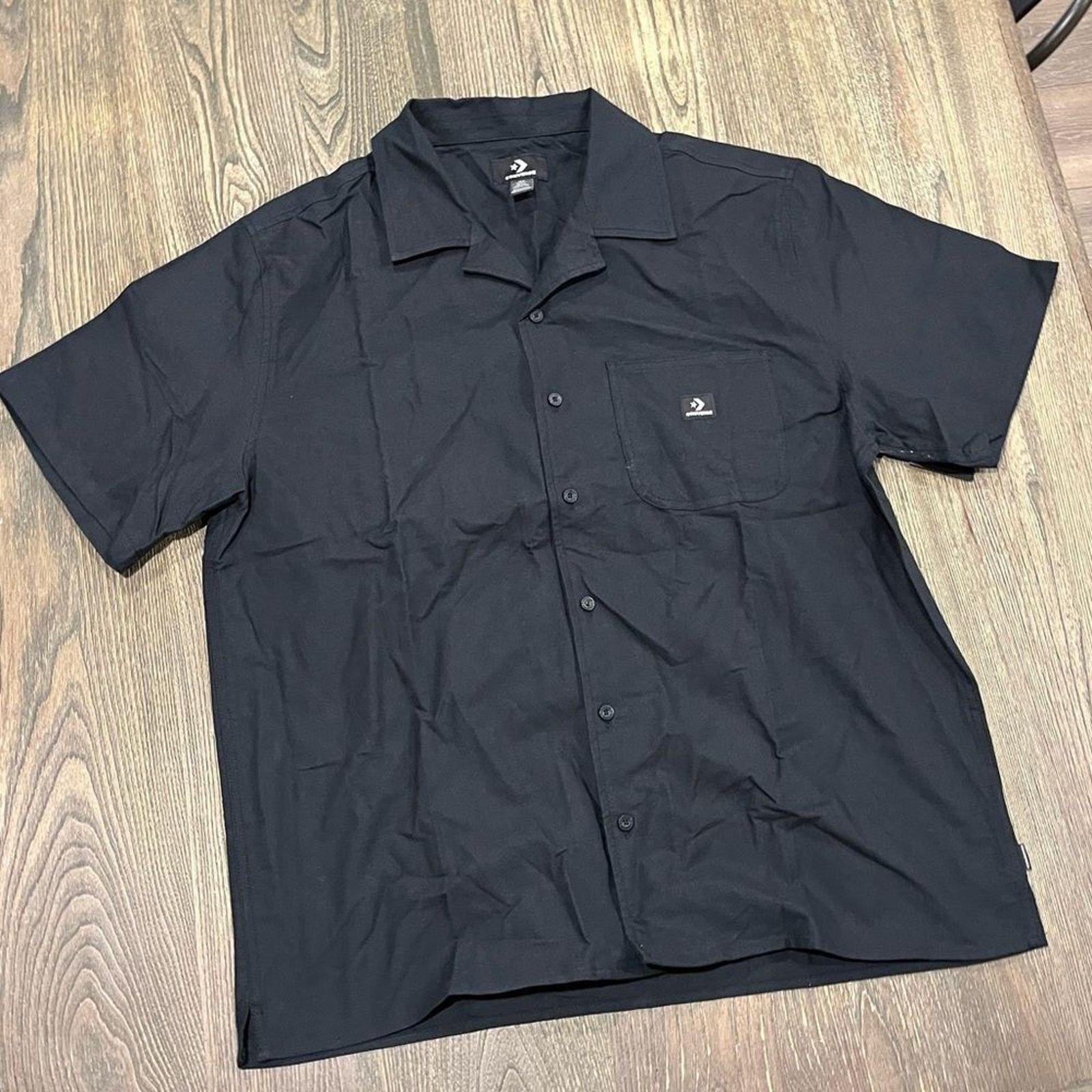 Converse NWT Converse Button-Up Shirt Back Print Short Sleeve Black M Size US M / EU 48-50 / 2 - 1 Thumbnail