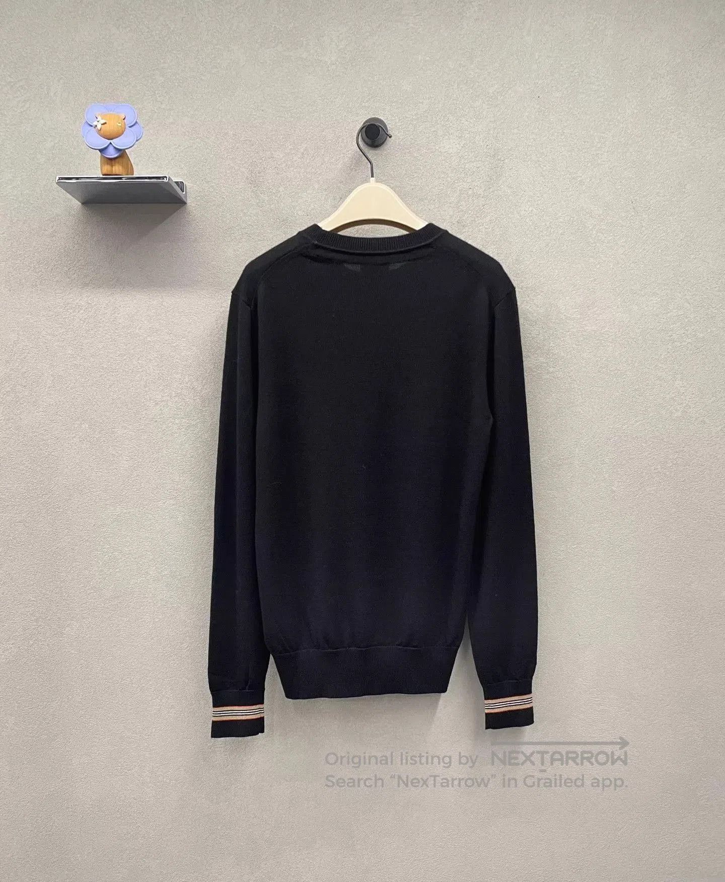 Burberry Black Long-Sleeve Crew Neck Sweatshirt. Size US S / EU 44-46 / 1 - 2 Thumbnail