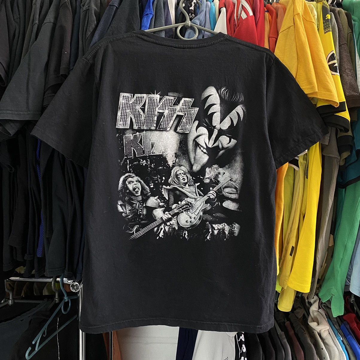 Band Tees Vintage Kiss Big Overprinted Graphic Logo 90’s tee Size US L / EU 52-54 / 3 - 2 Thumbnail