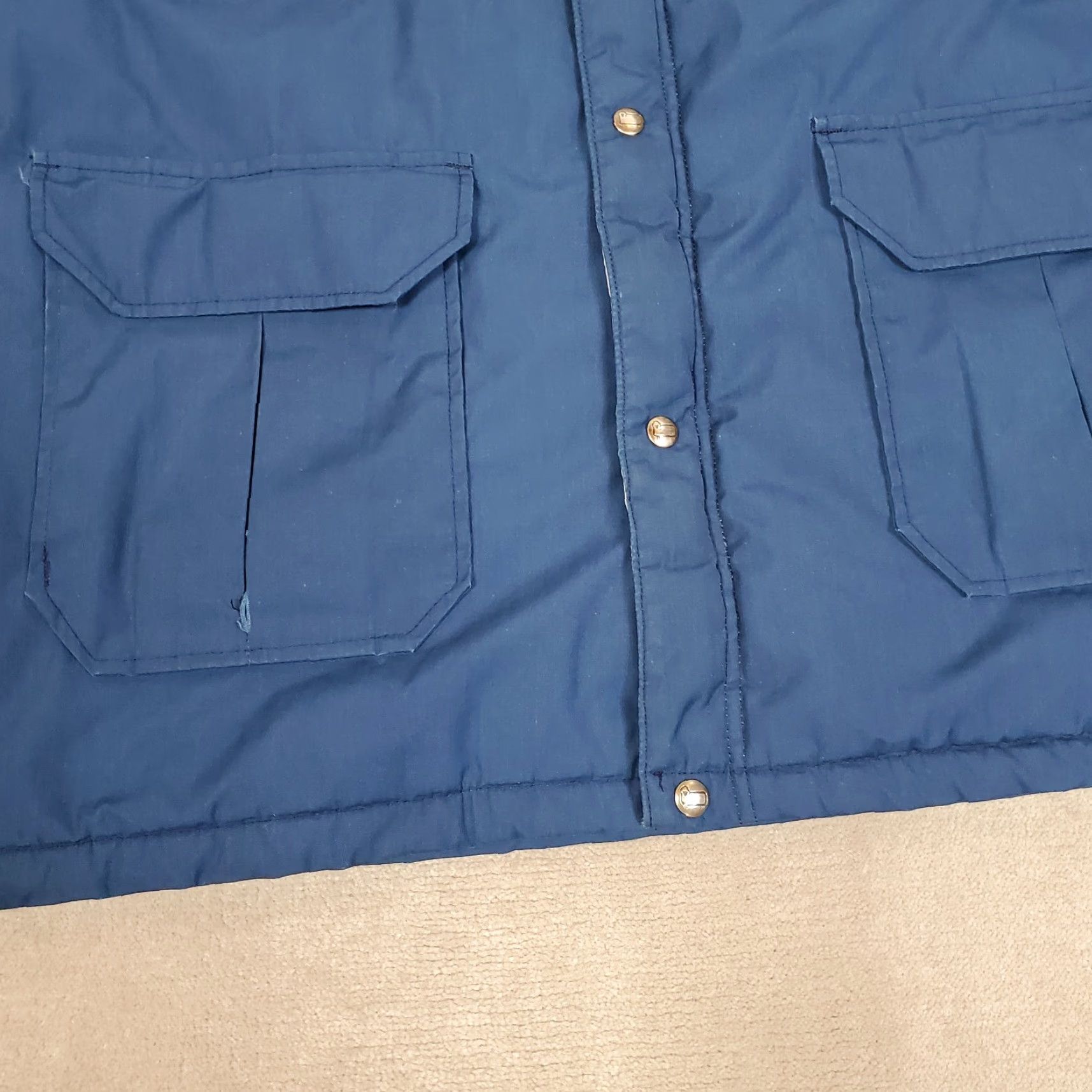 Vintage VINTAGE Woolrich Jacket Mens XL Blue Chore Barn Coat Made In USA 90s Woolrich Jacket Mens Blue 90s USA Chore Barn Coat XL Vintage Size US XL / EU 56 / 4 - 3 Thumbnail