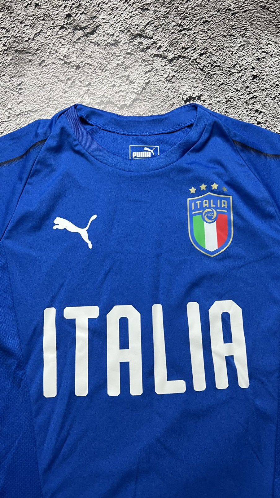 Puma 2017-2018 Italy national football team puma jersey Size US S / EU 44-46 / 1 - 3 Thumbnail