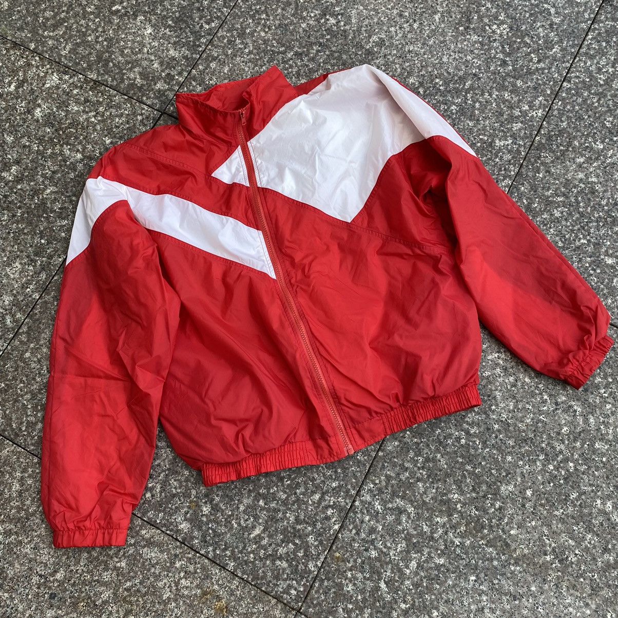Vintage Vintage light windbreaker jacket Size M / US 6-8 / IT 42-44 - 1 Thumbnail