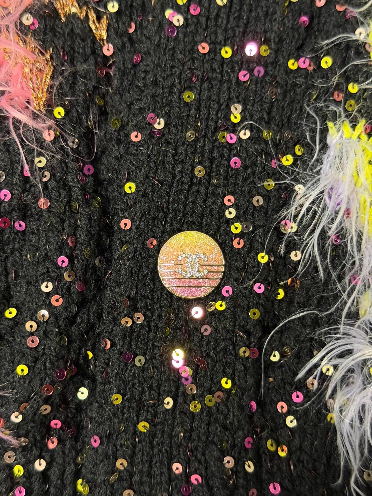 Chanel Chanel 24C Sequin Feather Cardigan Women's 40 Size M / US 6-8 / IT 42-44 - 3 Thumbnail