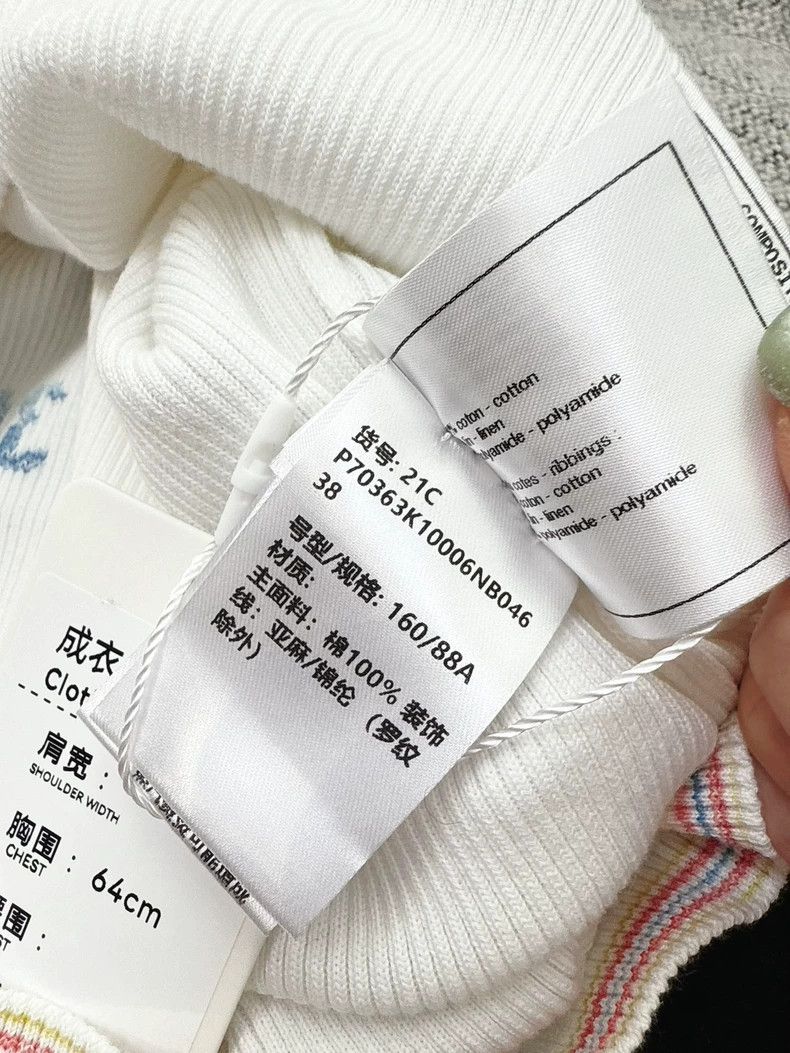 Chanel Chanel 21C White Butterfly Camellia Logo Pattern Knitted V Size XS / US 0-2 / IT 36-38 - 6 Thumbnail
