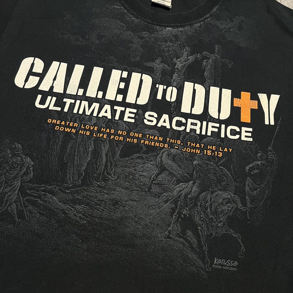 Vintage Vintage Y2K Call of Duty Ultimate Sacrifice Jesus Parody Tee Size US S / EU 44-46 / 1 - 3 Thumbnail