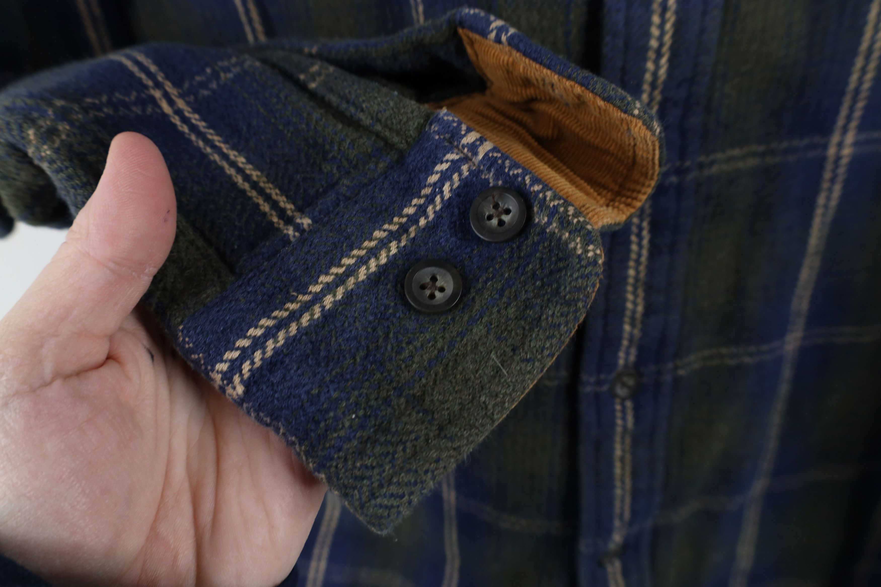 Vintage Vintage 90s Streetwear Heavyweight Button Shirt Plaid Size US L / EU 52-54 / 3 - 5 Thumbnail