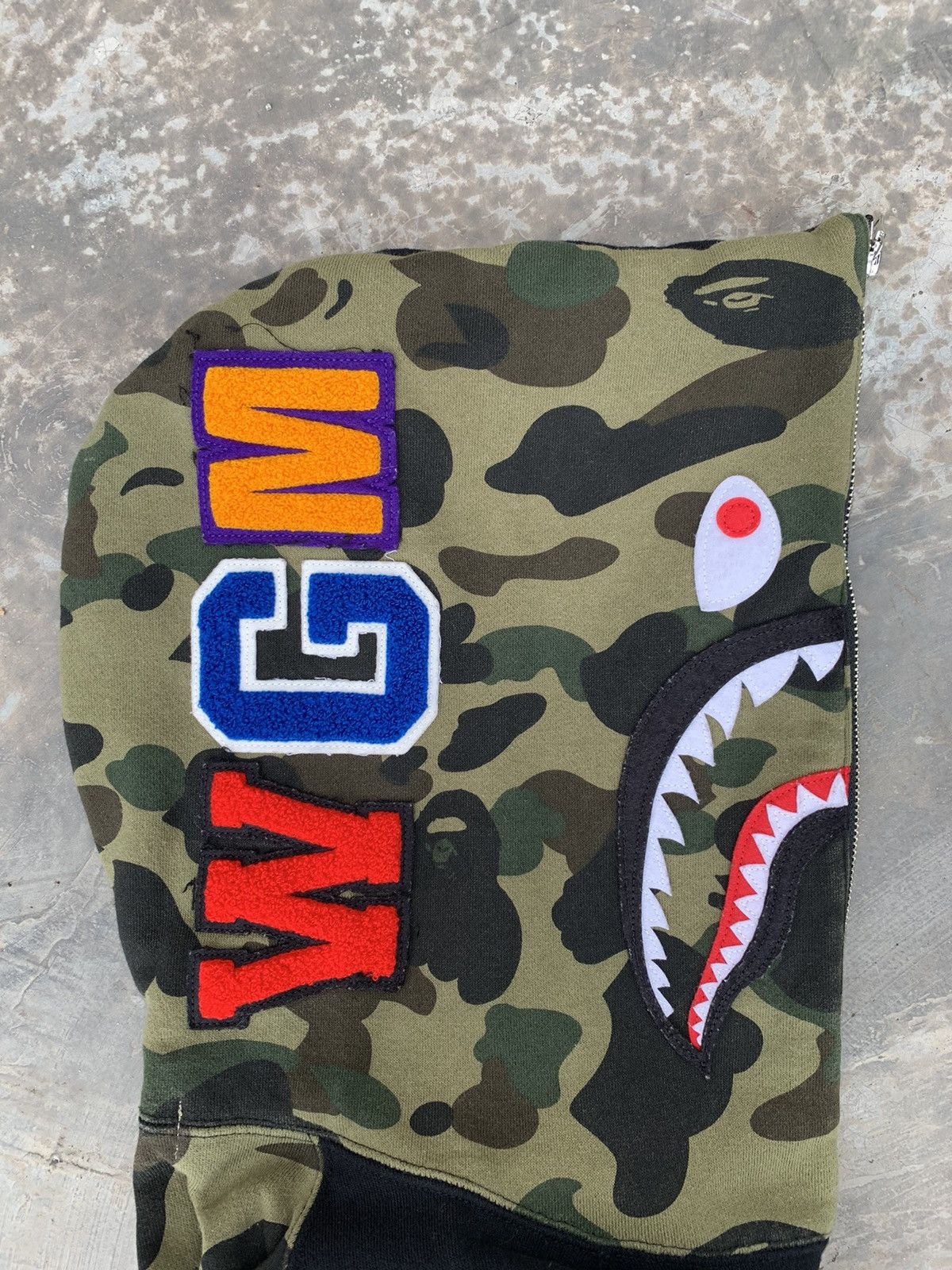 Bape 1st Bape Camo Shark Half Zip Hoodie Size US S / EU 44-46 / 1 - 3 Thumbnail