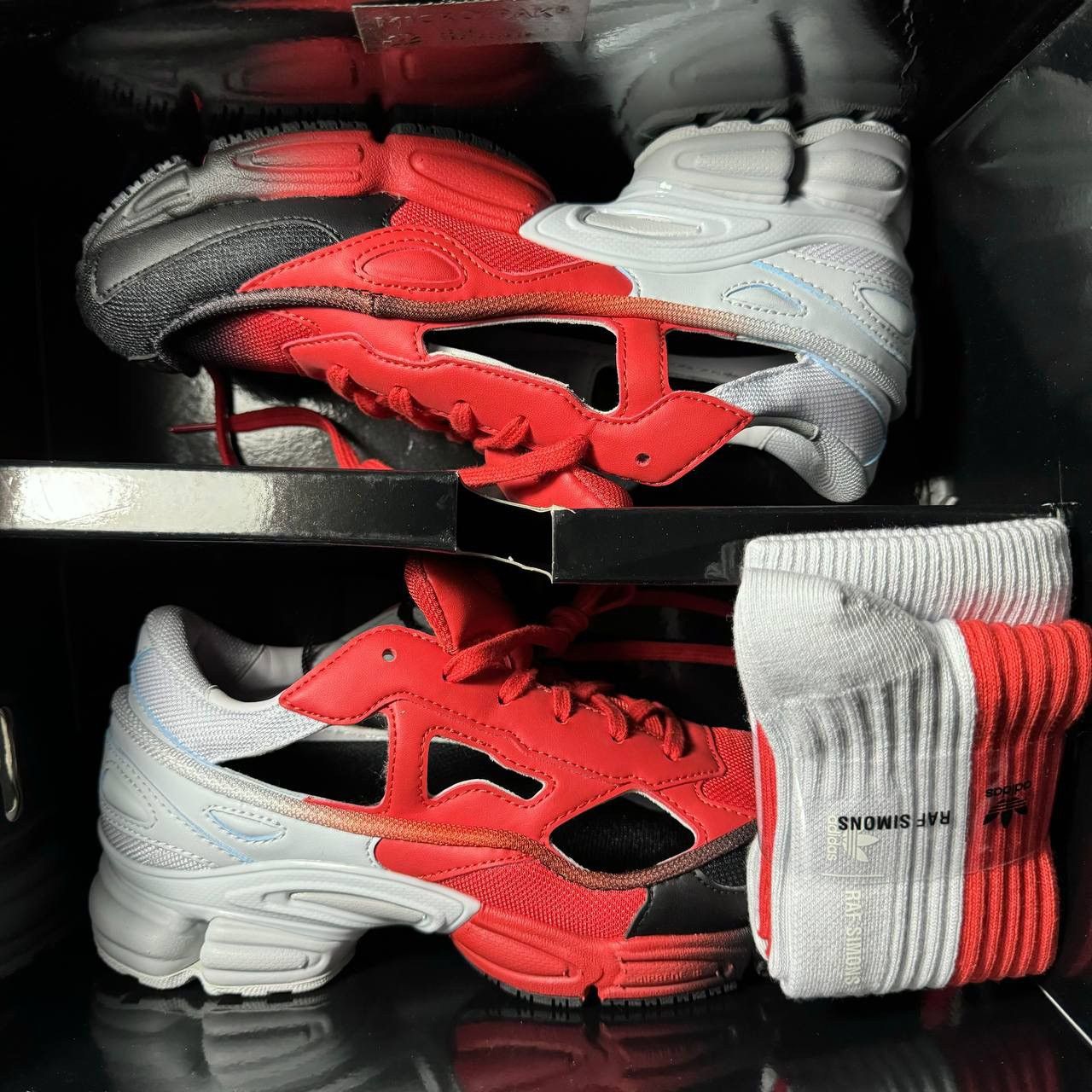 Adidas × Raf Simons 6us Adidas Raf Simons Ozweego Replicant Size US 6 / EU 39 - 8 Thumbnail