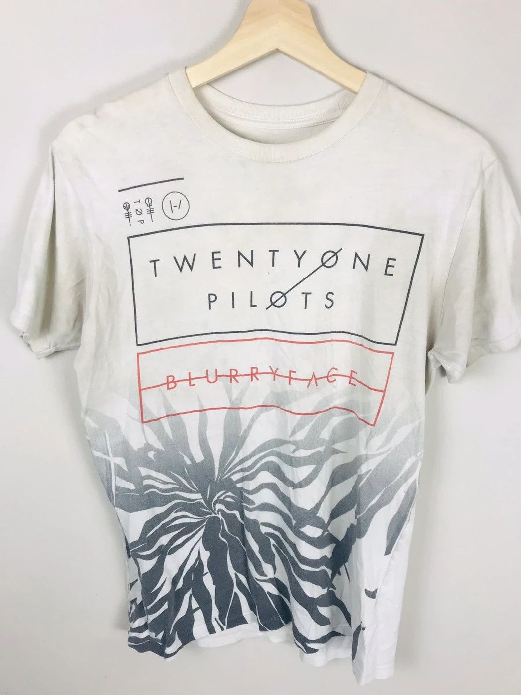 Vintage Vintage Twenty One Pilots Blurryface T-Shirt Size US S / EU 44-46 / 1 - 1 Thumbnail