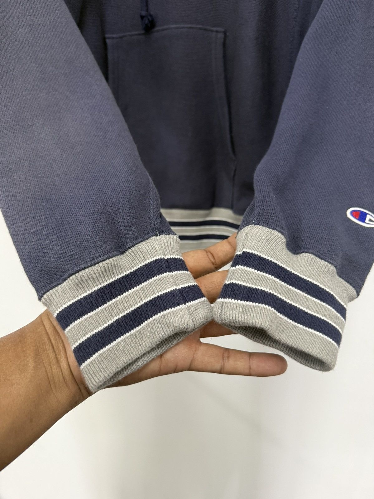 Champion 🔥 Champion Reverse Weave Sunfaded Streetwear sweatshirt - M Size US S / EU 44-46 / 1 - 5 Thumbnail