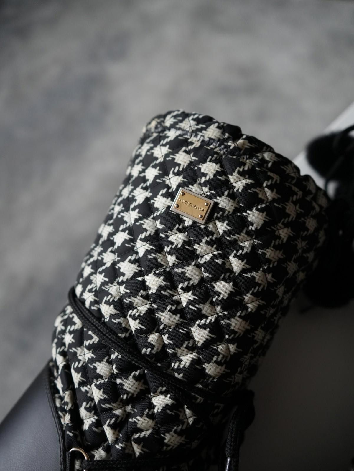 Dolce & Gabbana Dolce & Gabbana Snow / Moon Insulated Boots EU35-37 Size US 4 / IT 34 - 5 Thumbnail