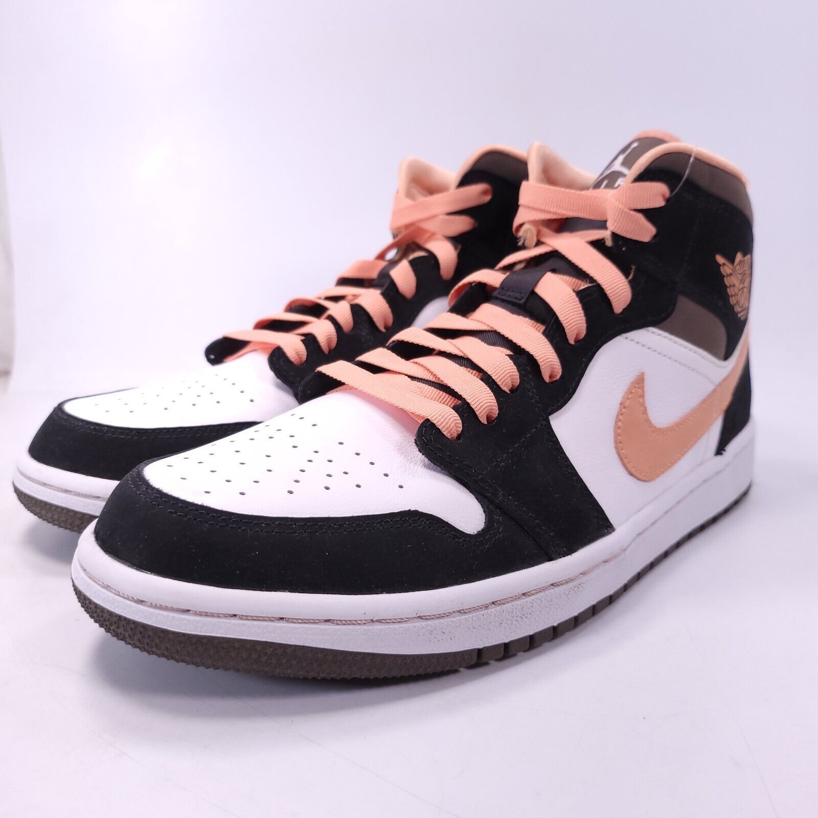 Nike Nike Air Jordan 1 Mid SE Shoe Womens Size 10.5 DH0210-100 Size US 10.5 / IT 40.5 - 1 Thumbnail