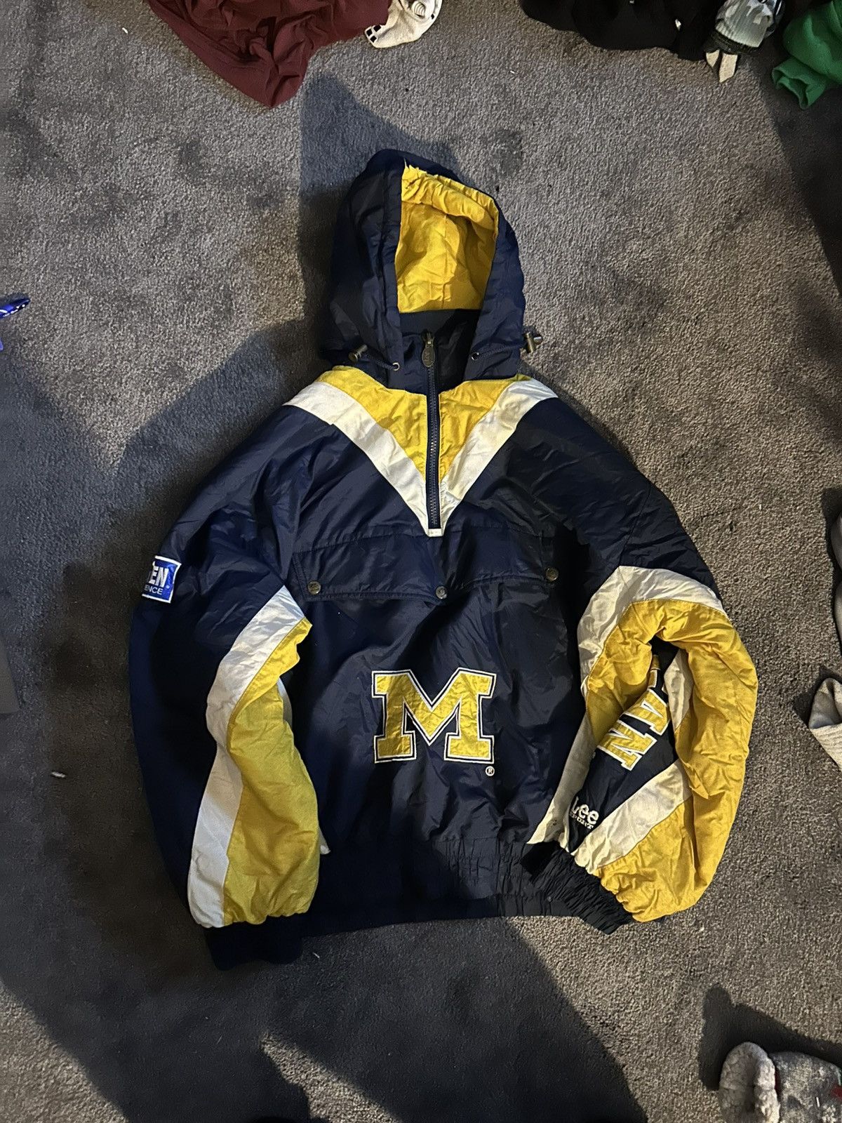 Lee Michigan Wolverines Puffer Jacket Size US L / EU 52-54 / 3 - 1 Thumbnail