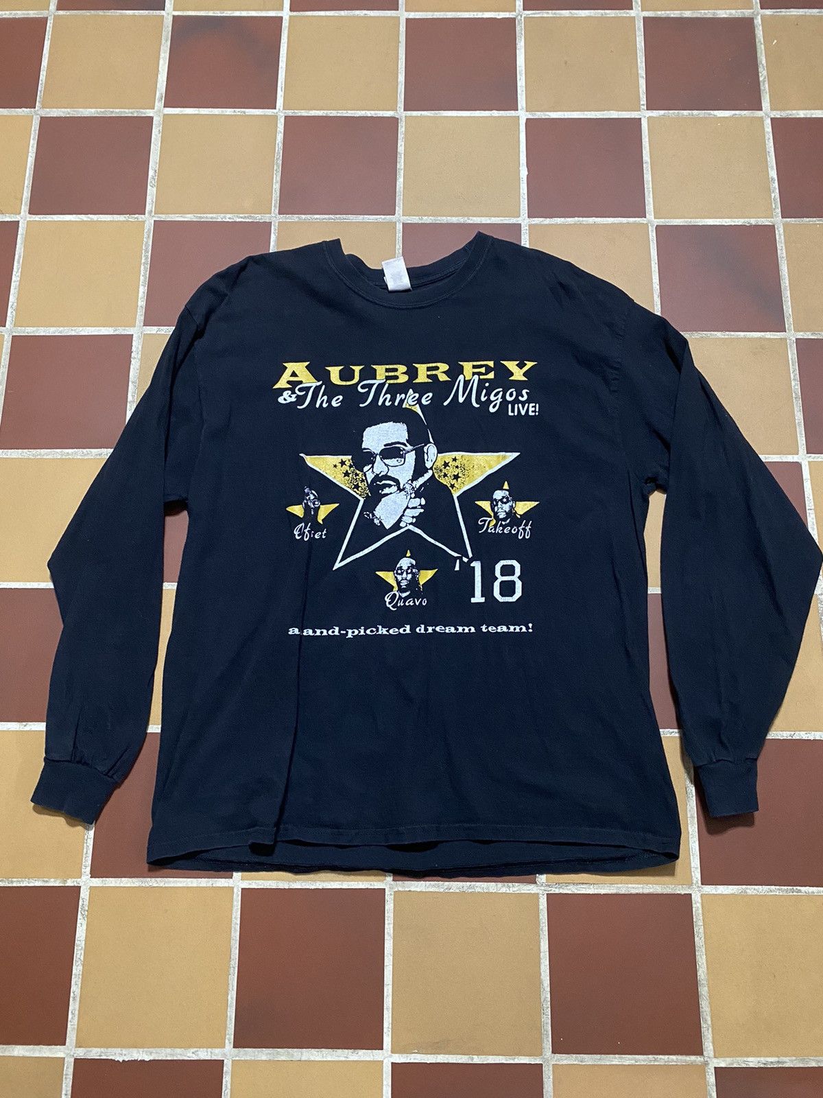 Band Tees × Vintage Very Rare Aubrey and the three migos drake tour shirt Size US XL / EU 56 / 4 - 1 Thumbnail