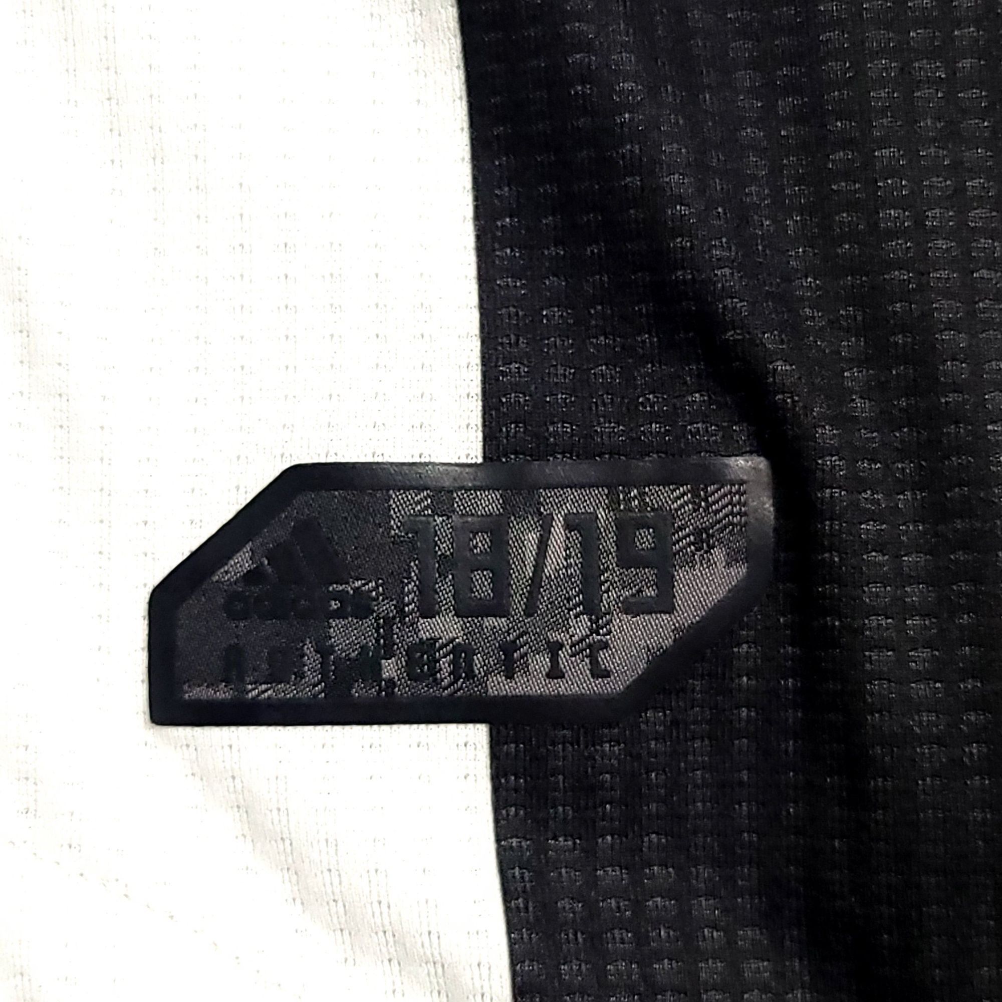 Adidas Ronaldo Juventus 2018 2019 DEBUT PLAYER ISSUE Soccer Jersey Size US M / EU 48-50 / 2 - 7 Thumbnail