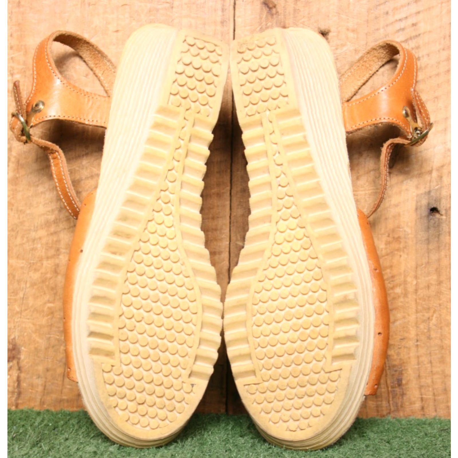 Vintage VINTAGE COASTERS Tan Leather 3" Wedge Heel Ankle Strap Platform Boho Sandals 8M Size US 8 / IT 38 - 6 Thumbnail