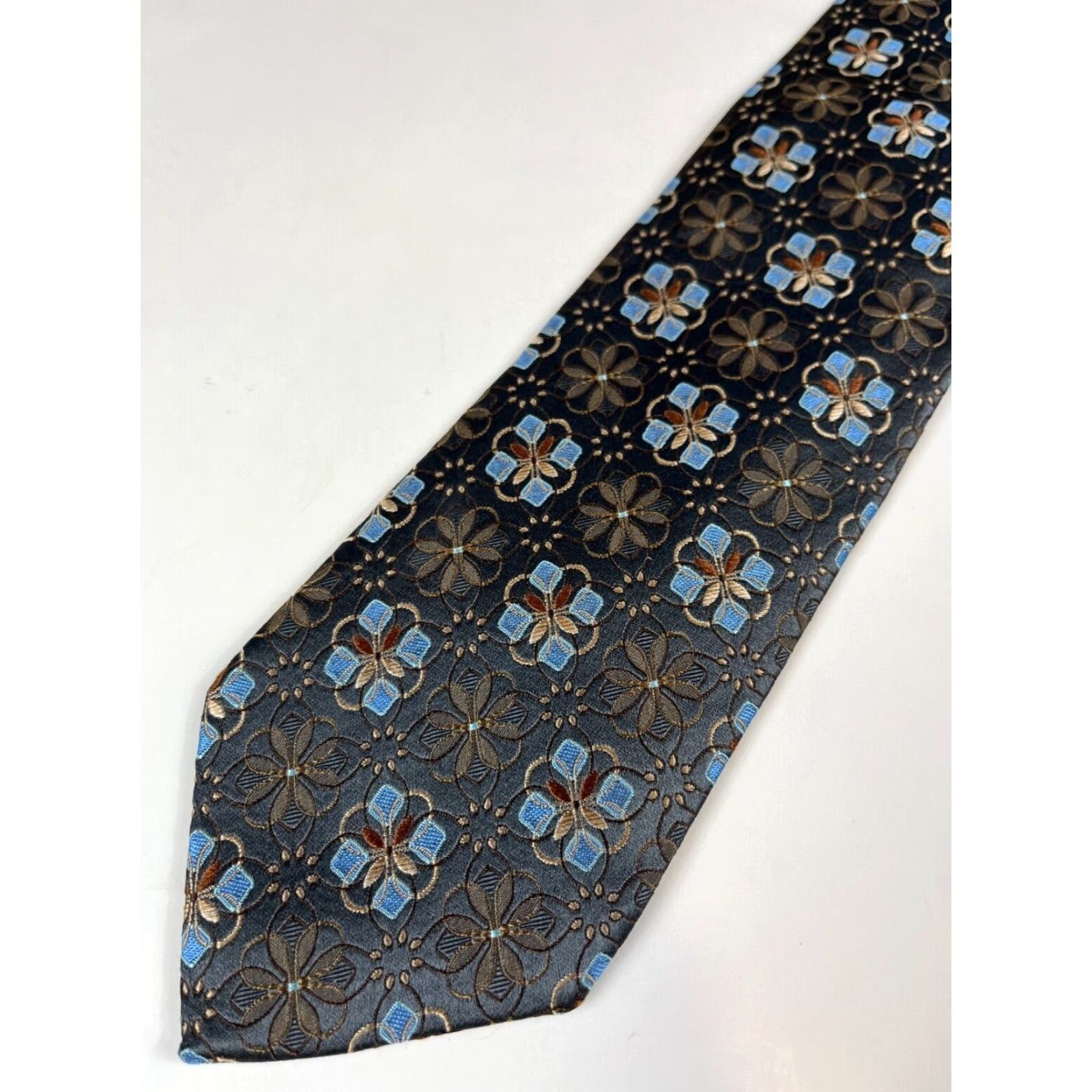 Ermenegildo Zegna VINTAGE Men's Ermenegildo Zegna Floral Luxury Silk Tie Made in Italy Size ONE SIZE - 5 Thumbnail