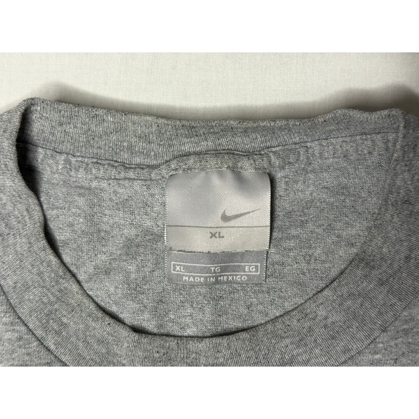 Nike × Vintage Vintage Y2K Nike Center Check Just Do It T-shirt XL Size US XL / EU 56 / 4 - 3 Thumbnail