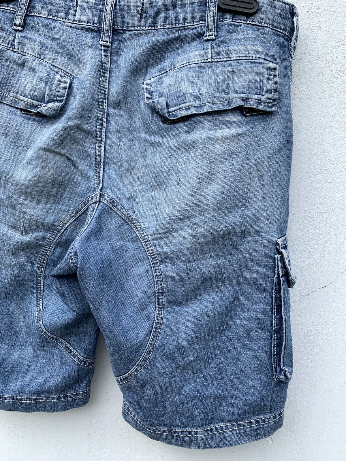 Japanese Brand Vintage Japanese Y2K Cargo Aviator Blue Denim Jean Shorts Size US 30 / EU 46 - 10 Thumbnail