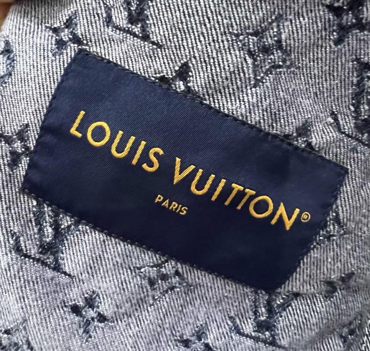 Louis Vuitton Louis Vuitton Vintage Logo Jacquard Fringe Denim Jacket J41 Size US M / EU 48-50 / 2 - 3 Thumbnail