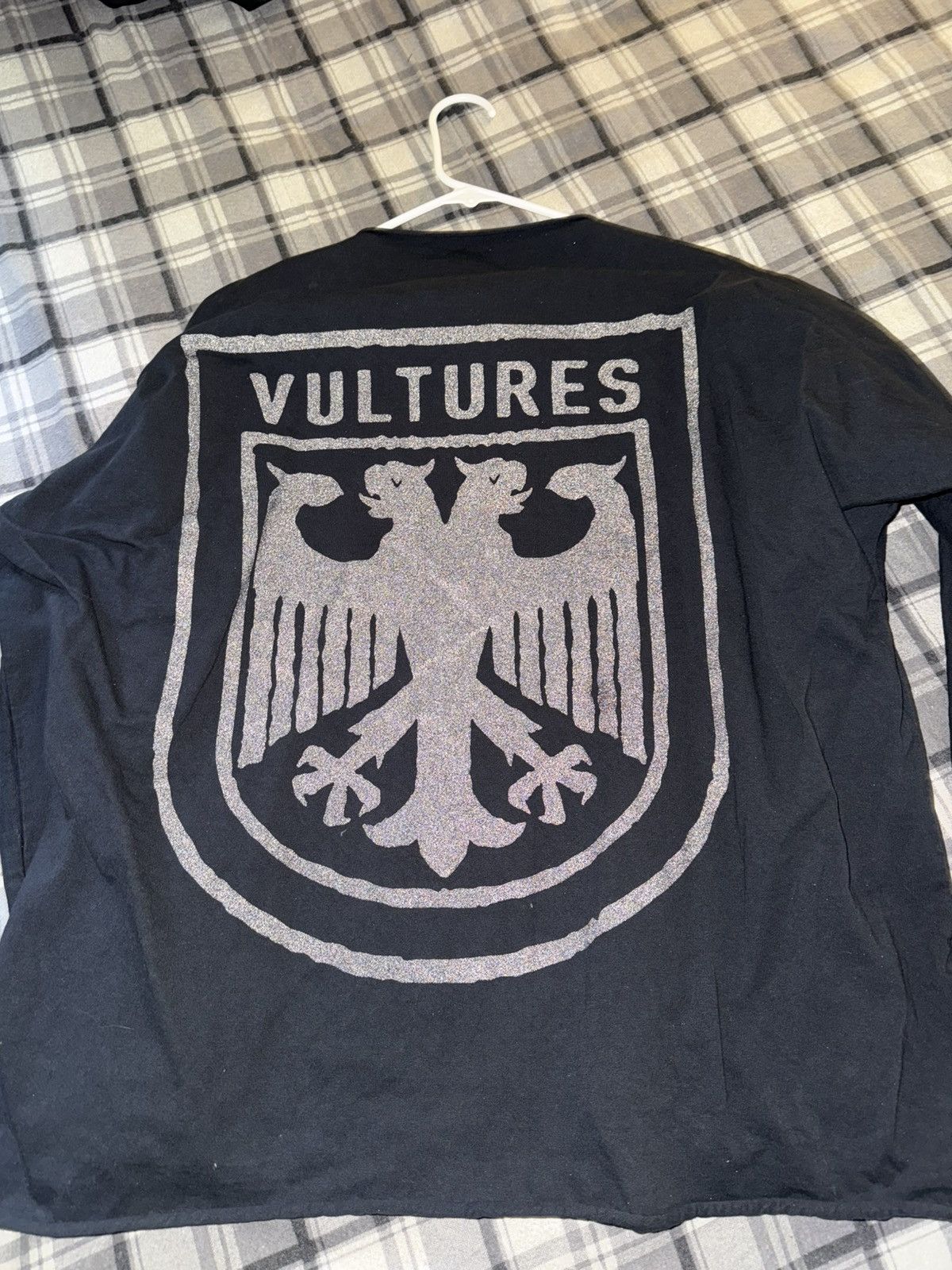 Designer × Yeezy Yeezy Vultures 1 Longsleeve Size US S / EU 44-46 / 1 - 2 Thumbnail