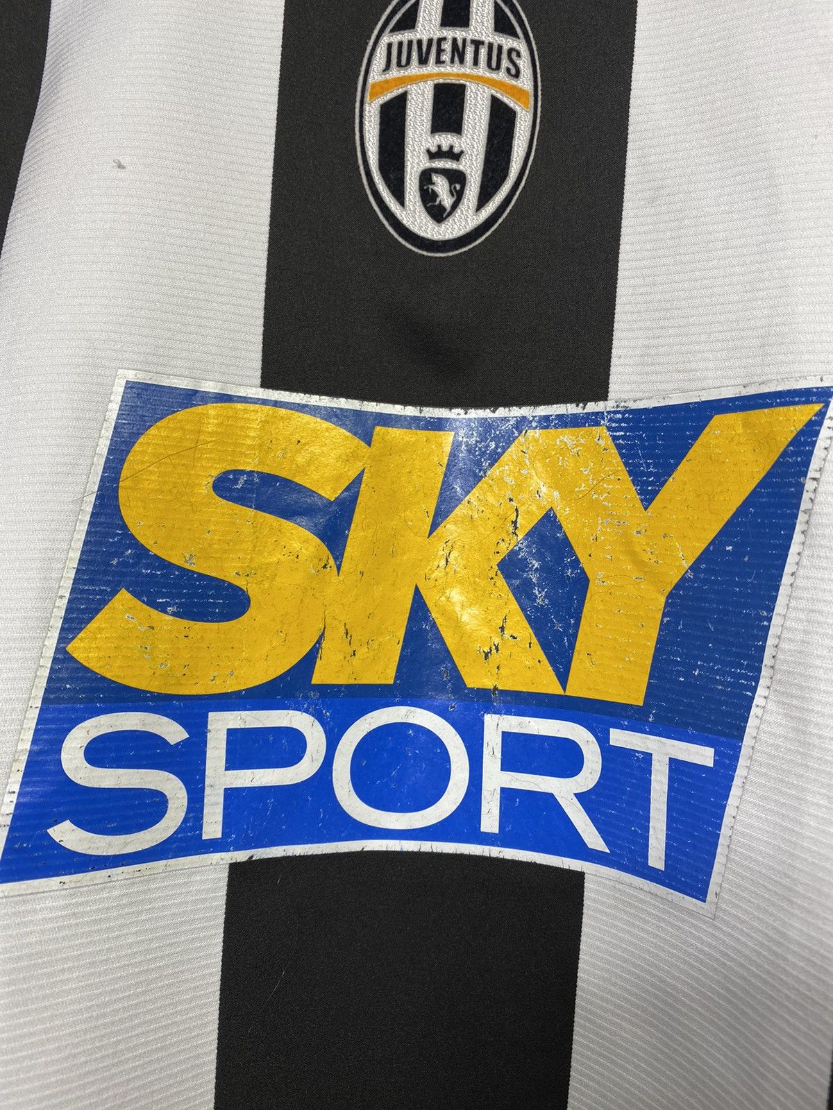 Nike Vintage 2004-2005 Nike Juventus Home Jersey Blockcore Size US S / EU 44-46 / 1 - 6 Thumbnail
