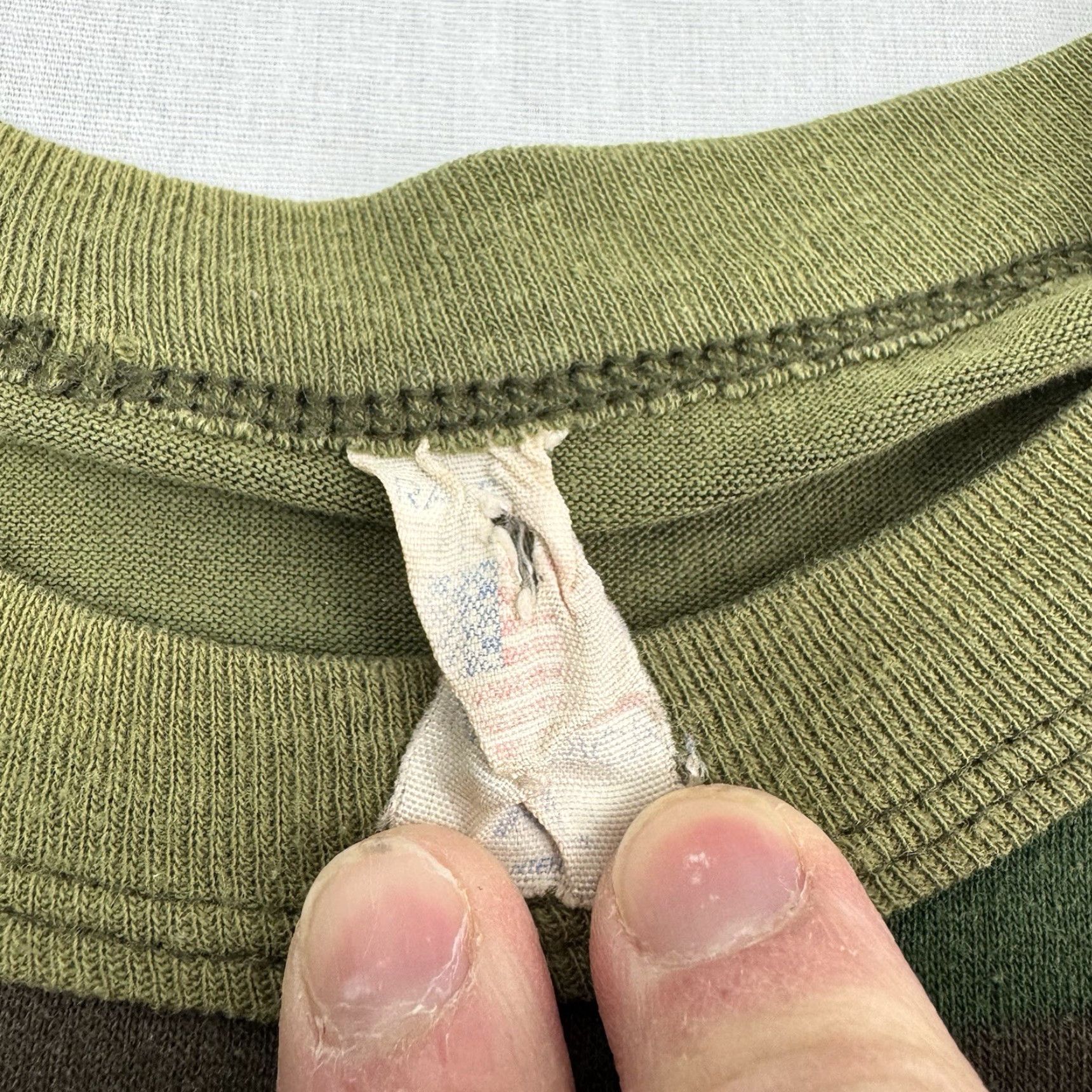 AMO VINTAGE Camo Long Sleeve T Shirt Adult Large Hunting Grunge Hipster 80s Pocket Size US L / EU 52-54 / 3 - 2 Thumbnail