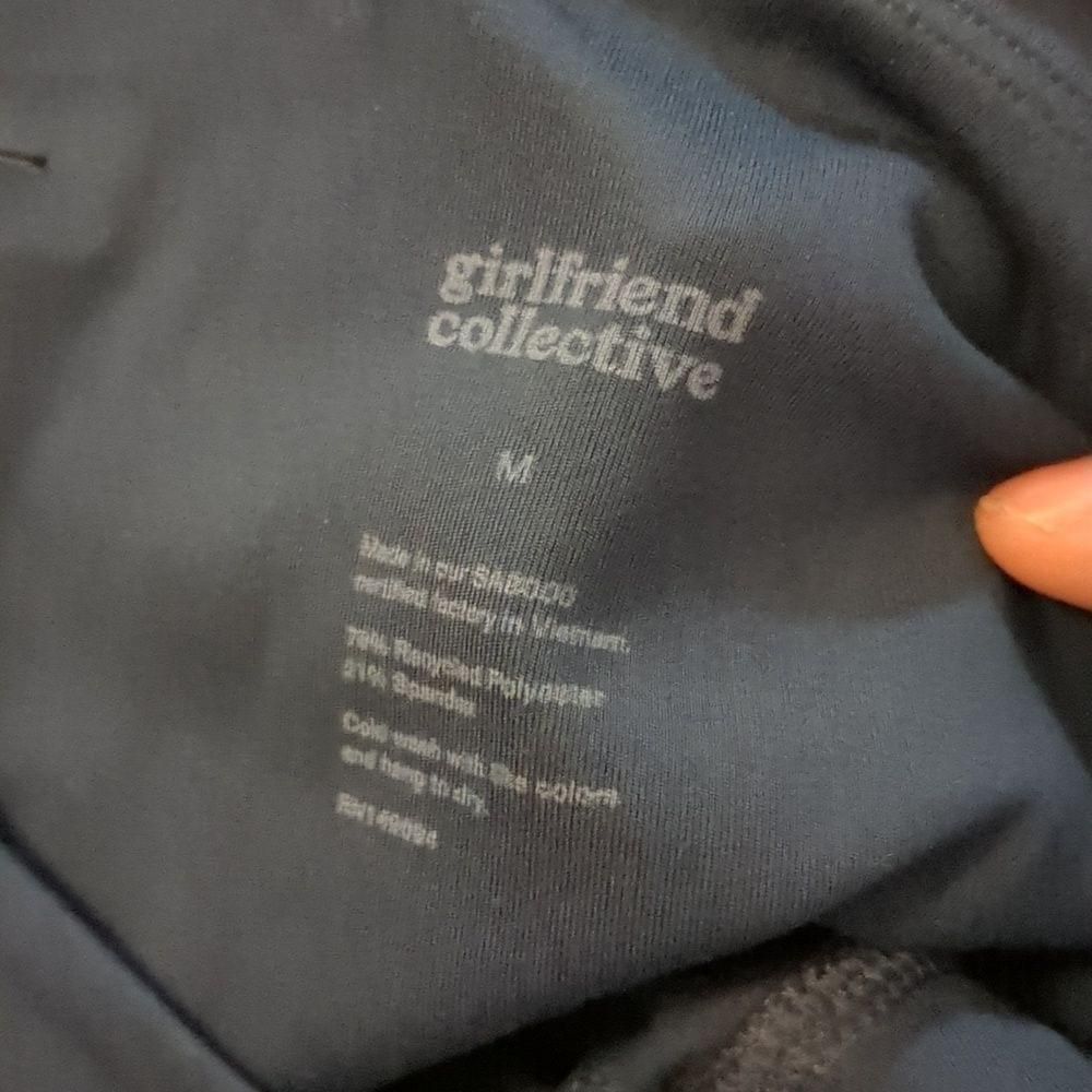 Girlfriend Collective Girlfriend collective navy leggings size medium Size 28" / US 6 / IT 42 - 3 Thumbnail