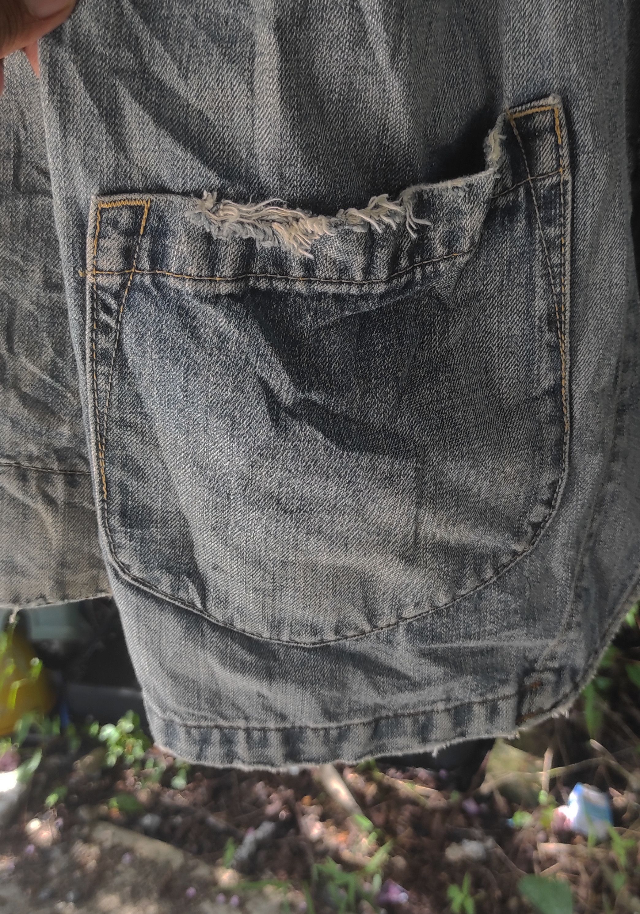 Levi's Vintage Clothing Distressed Vintage Levi's Chore Jacket Size US M / EU 48-50 / 2 - 13 Thumbnail
