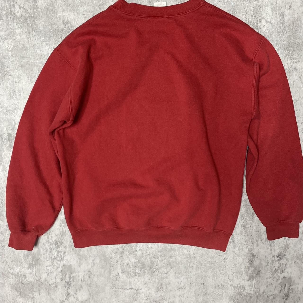 Other Red Gildan crewneck sweatshirt with Wisconsin logo Size US M / EU 48-50 / 2 - 4 Thumbnail