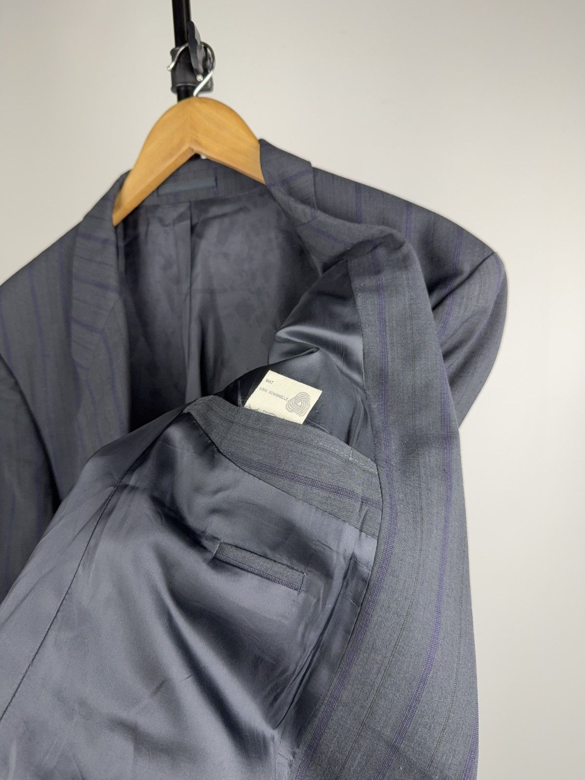 Hugo Boss 00s Hugo Boss Wool Blazer Pinstripe Grey Jacket Classic Fit Size 42R - 9 Thumbnail