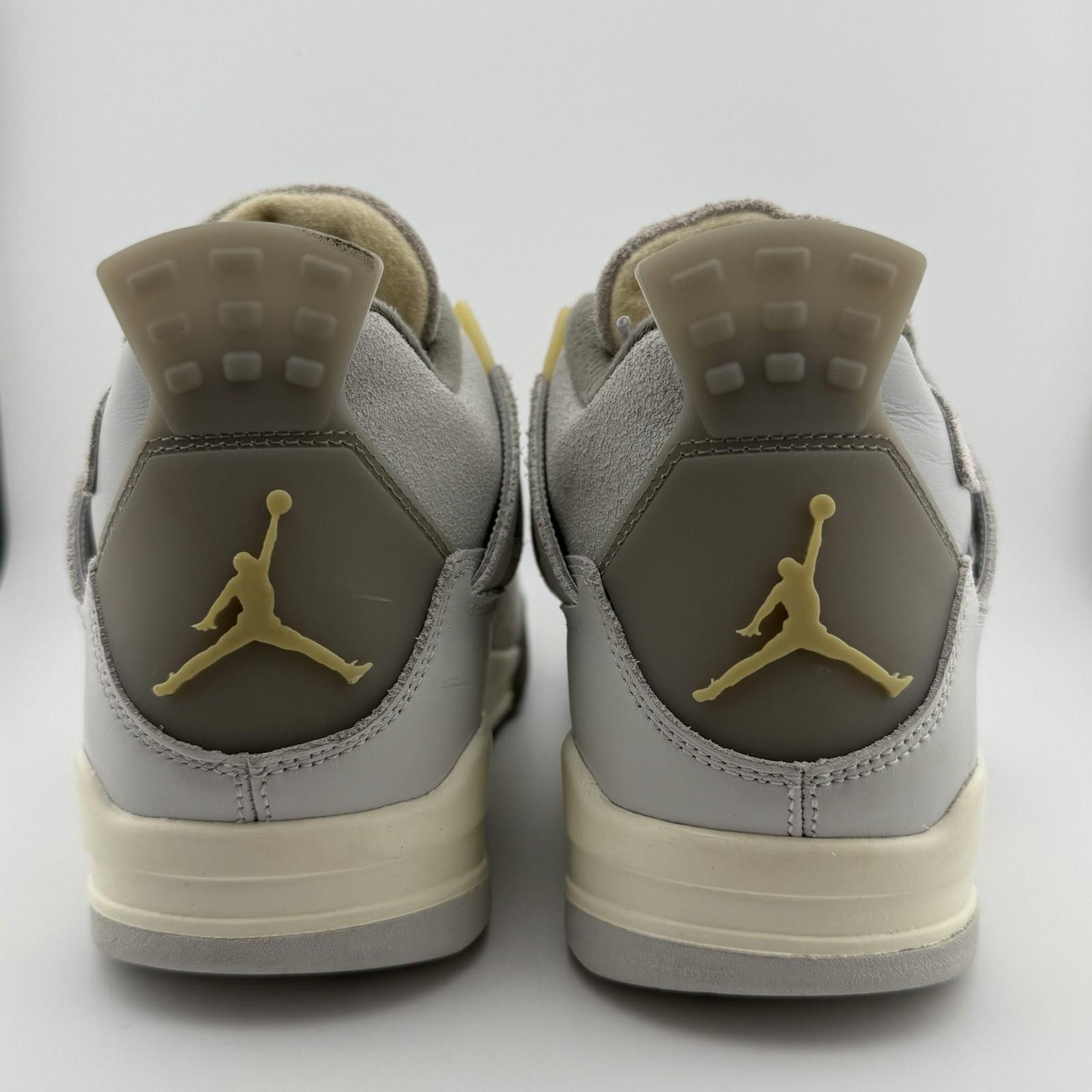 Jordan Brand Air Jordan 4 Retro SE Photon Dust Pale Vanilla US 11 Used Size US 11 / EU 44 - 5 Thumbnail