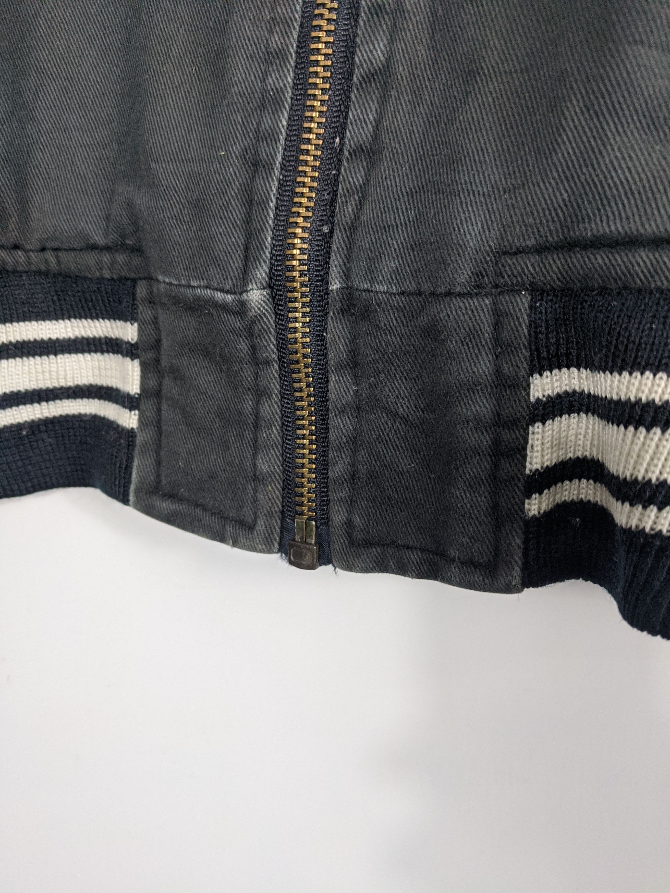 Vintage Vintage 90s Varsity Jacket Embroidered J0431 Size US L / EU 52-54 / 3 - 9 Thumbnail