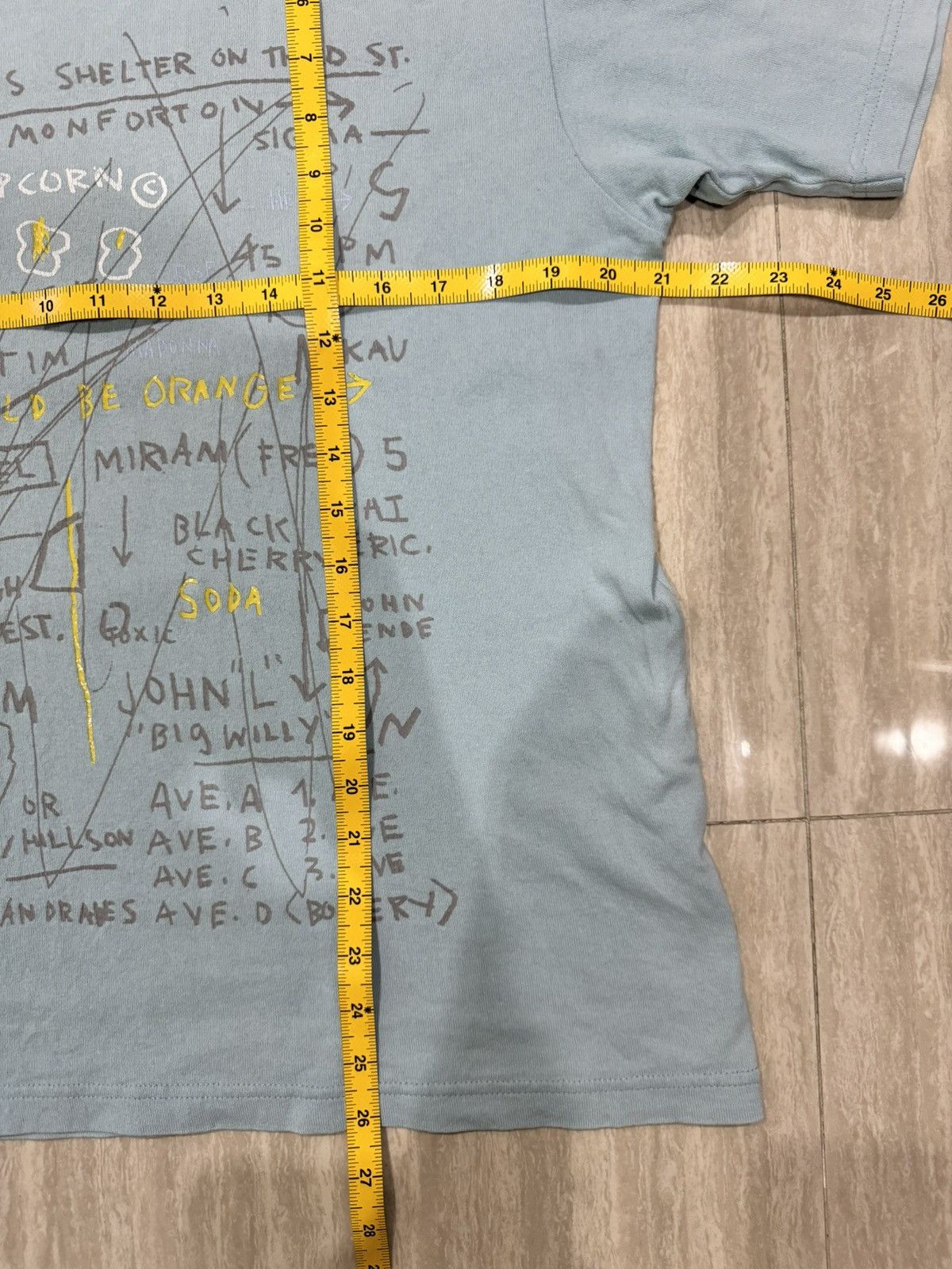 Jean-Michel Basquiat Jean-Michel Basquiat x Uniqlo soft blue Shirt L size Size US L / EU 52-54 / 3 - 5 Thumbnail
