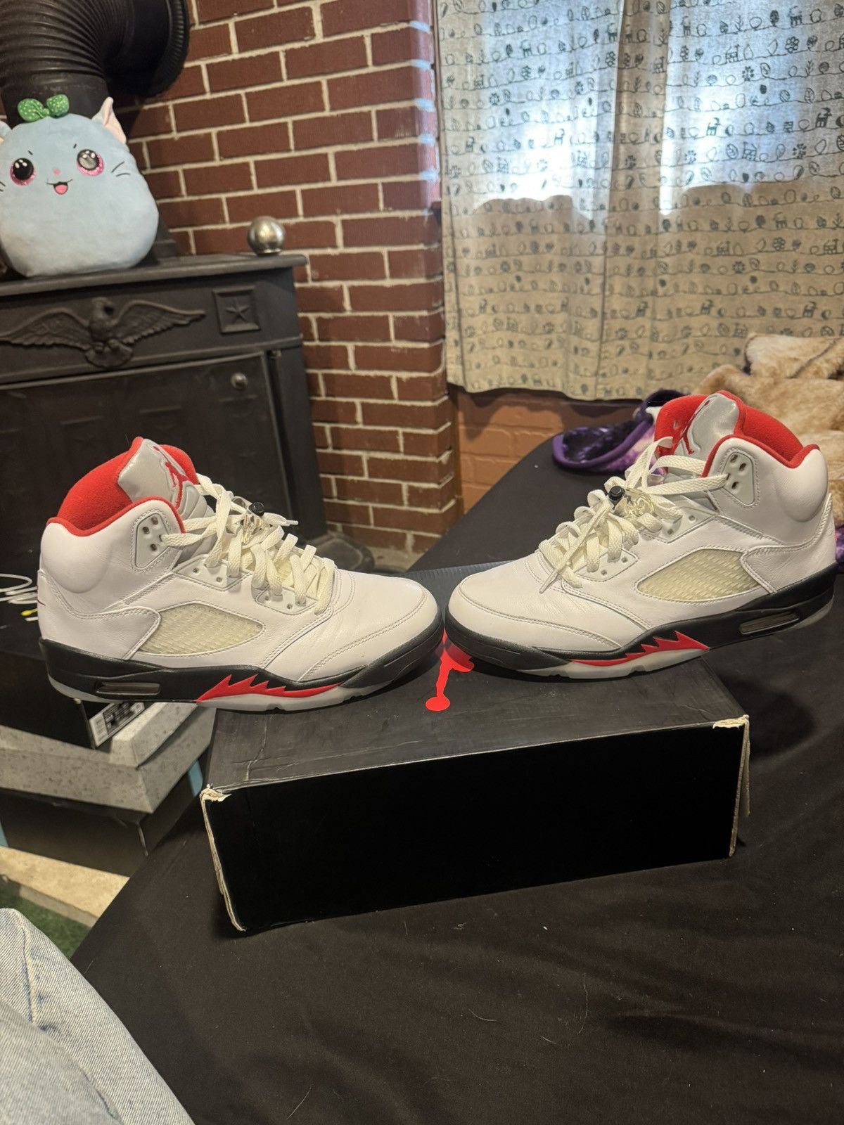 Jordan Brand Retro Jordan 5 Fire Red 2020 Size US 10 / EU 43 - 4 Thumbnail