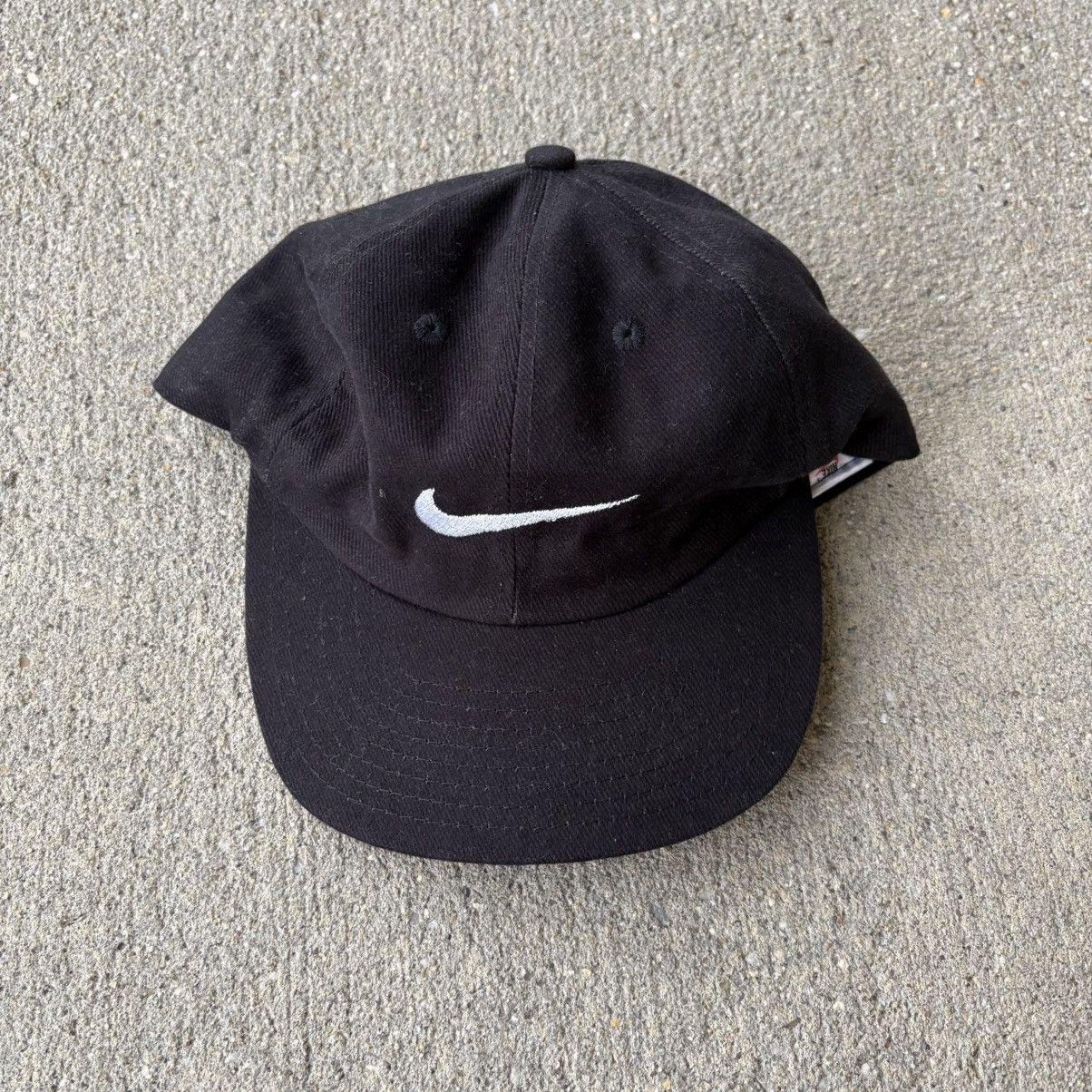 Nike × Vintage 1996 black nike swosh adjustable hat. Size ONE SIZE - 2 Thumbnail