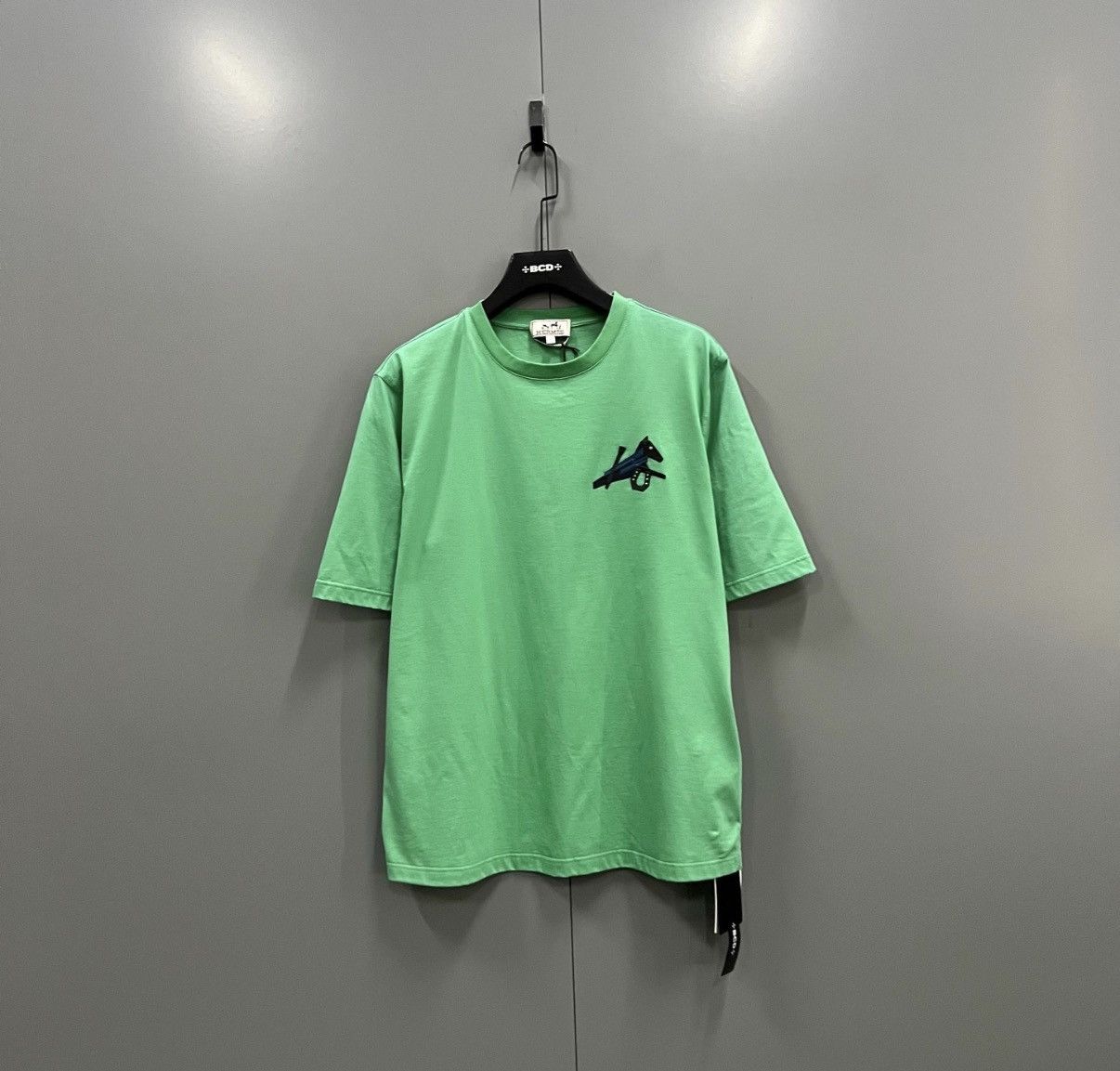 Hermes Hermès Green Geometric Patch Short Sleeve T-shirt J41 Size US M / EU 48-50 / 2 - 1 Thumbnail