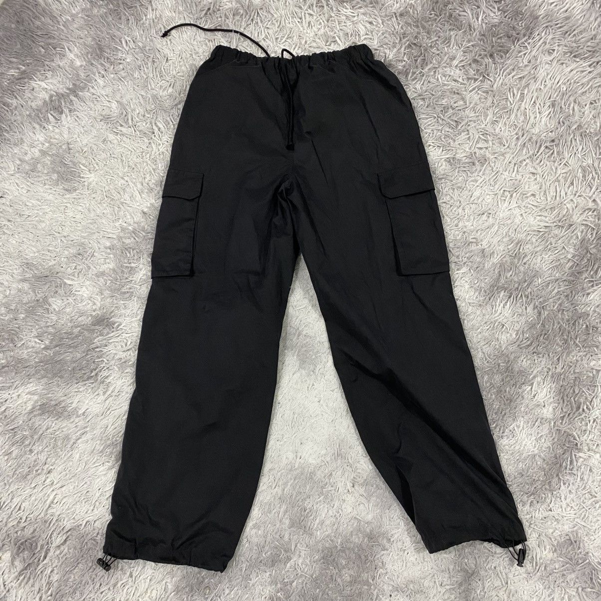 Uniqlo GU uniqlo cargo pants stretchable lightweight Size US 32 / EU 48 - 2 Thumbnail