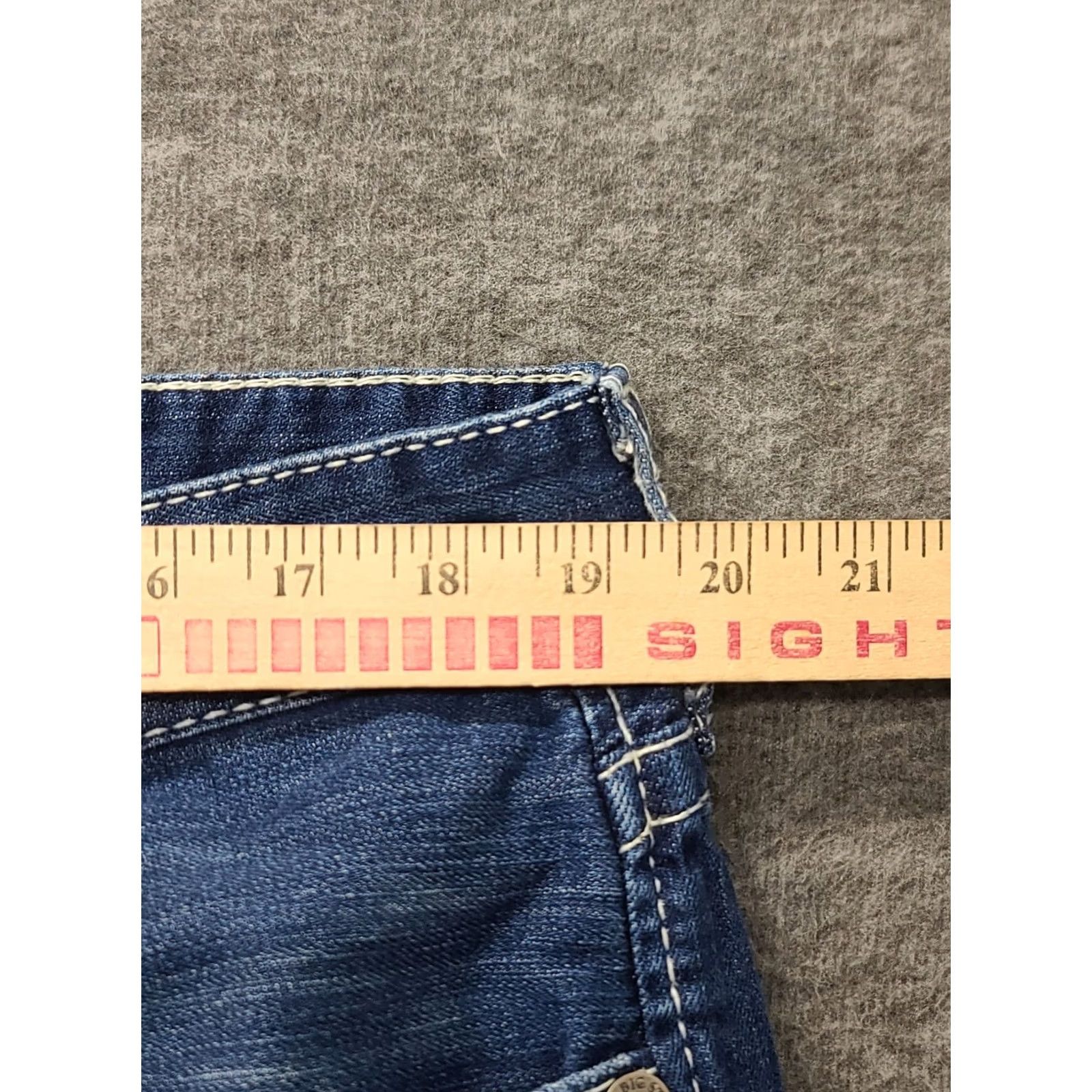 Vintage BIG STAR Eastman Jeans Mens 38x29 Straight Leg Distressed Stretch Denim Blue 5-Pocket Regular Waist Size 38 Cotton Spandex Buckle Bke Brand Size US 38 / EU 54 - 4 Thumbnail