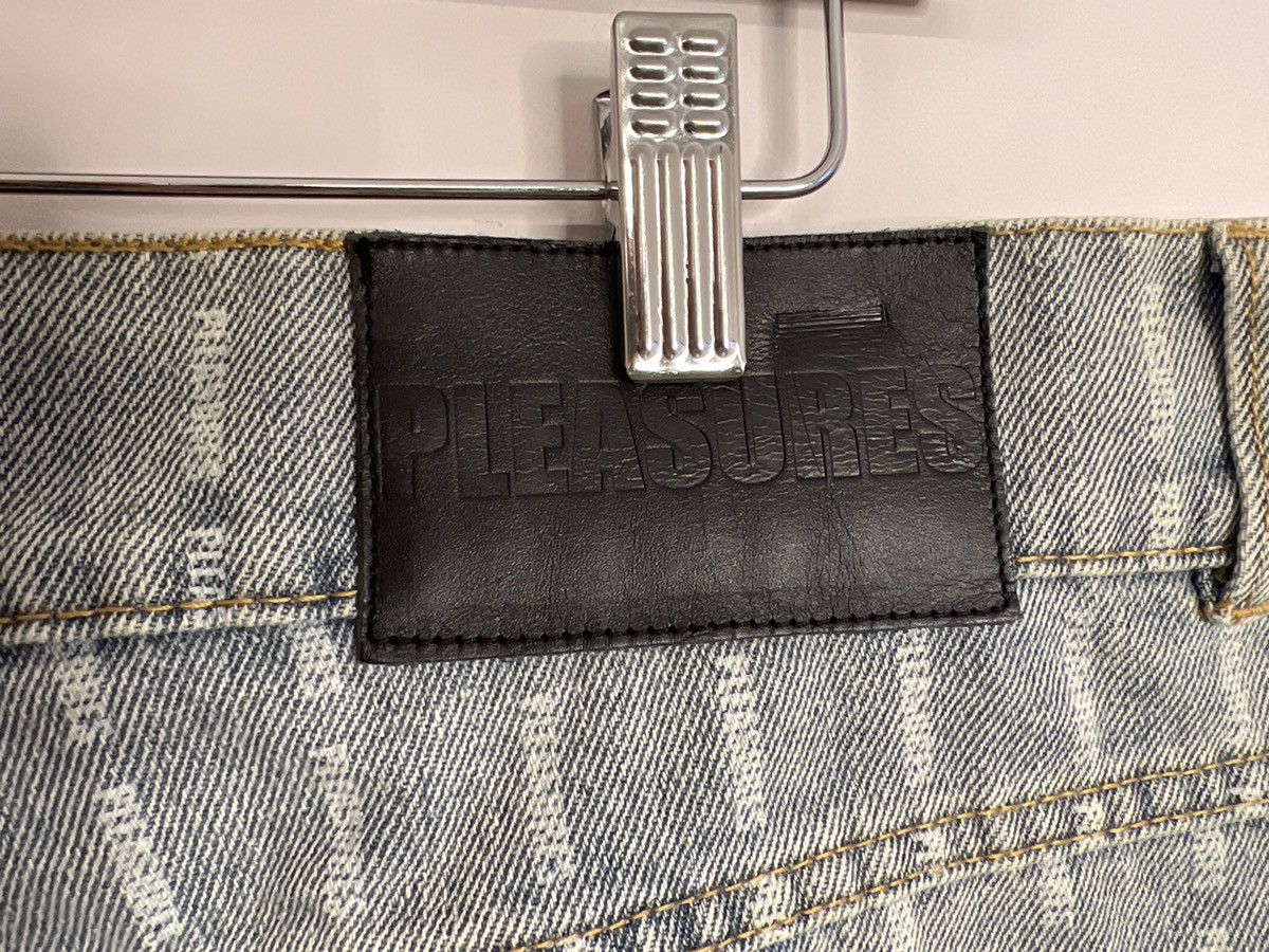 Pleasures Pleasures Laser Print Denim Size US 36 / EU 52 - 6 Thumbnail