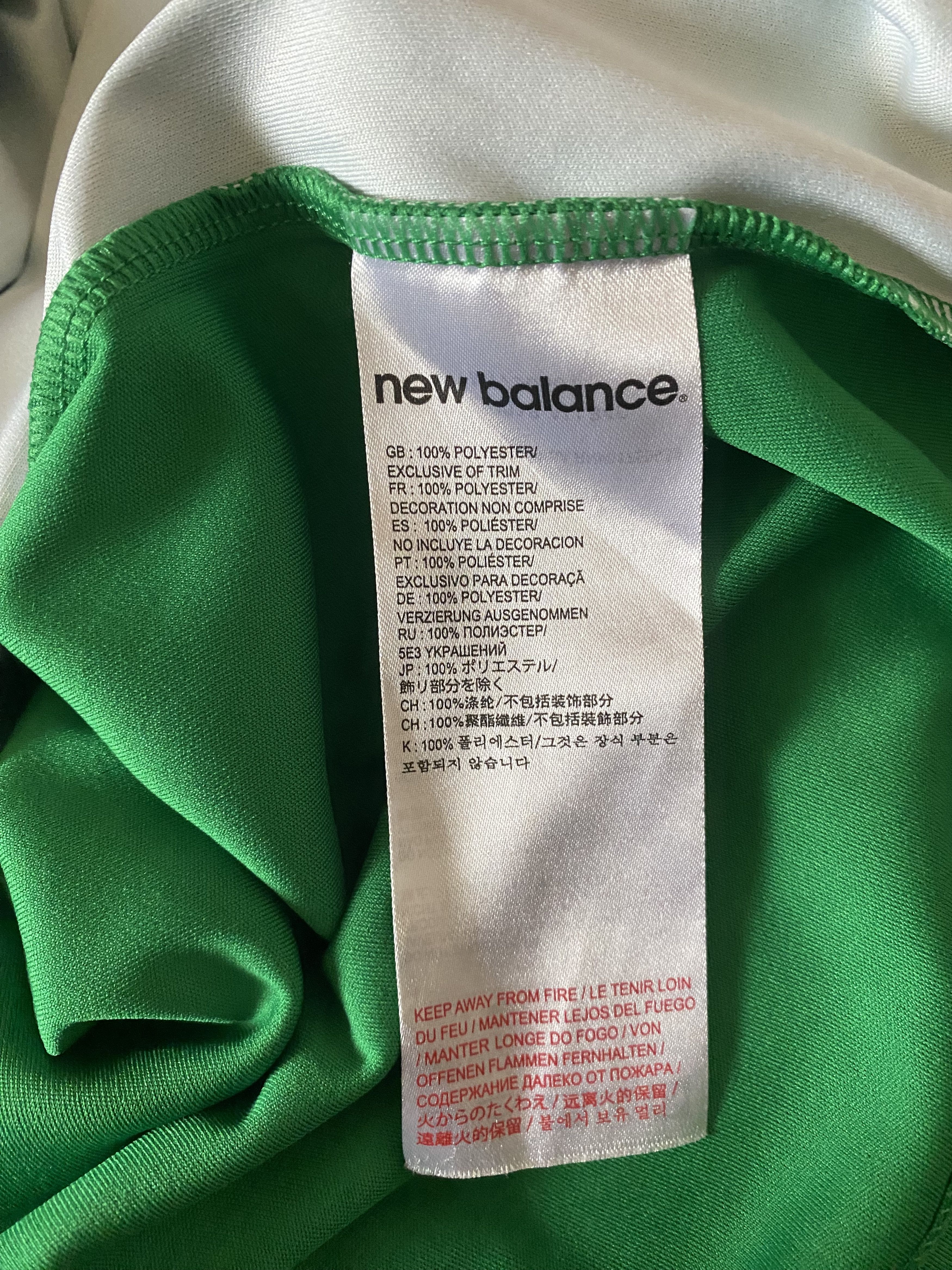 New Balance Football Jersey IRELAND 2017 - 2018 - M New Balance - UNIQUE Size US M / EU 48-50 / 2 - 6 Thumbnail