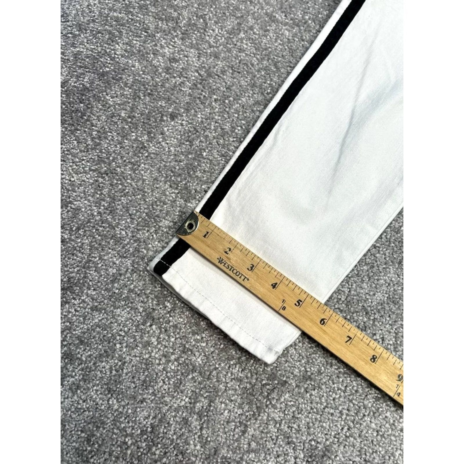 Banana Republic Banana Republic Skinny Jeans Womens 31 White Denim Stretch Mid Rise 32x6 Size 24" / US 00 / IT 34 - 3 Thumbnail