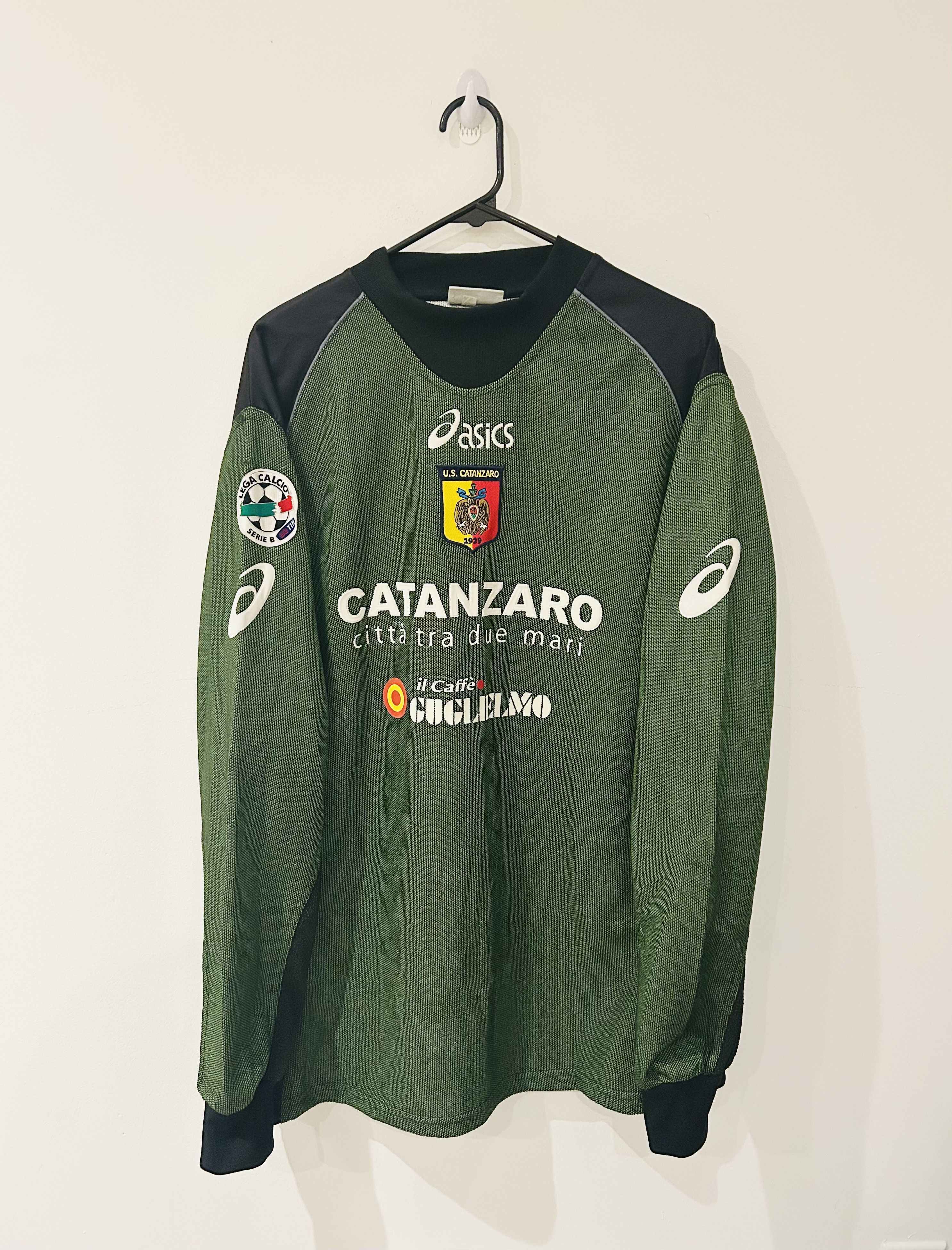 Asics × Vintage U S Catanzaro 2004/05 match issue/WORN GK jersey Size US XL / EU 56 / 4 - 1 Thumbnail
