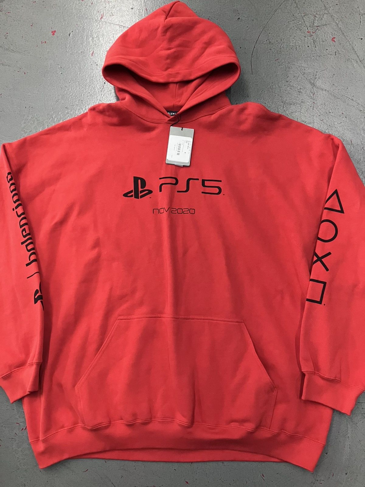 Balenciaga × Playstation NEW Balenciaga x Playstation 5 Hoodie Medium (oversized) Size US M / EU 48-50 / 2 - 2 Thumbnail