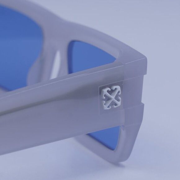 Off-White Off-White OERI149 CHESTER 0945 Sunglasses Grey Square Frame Size ONE SIZE - 9 Thumbnail