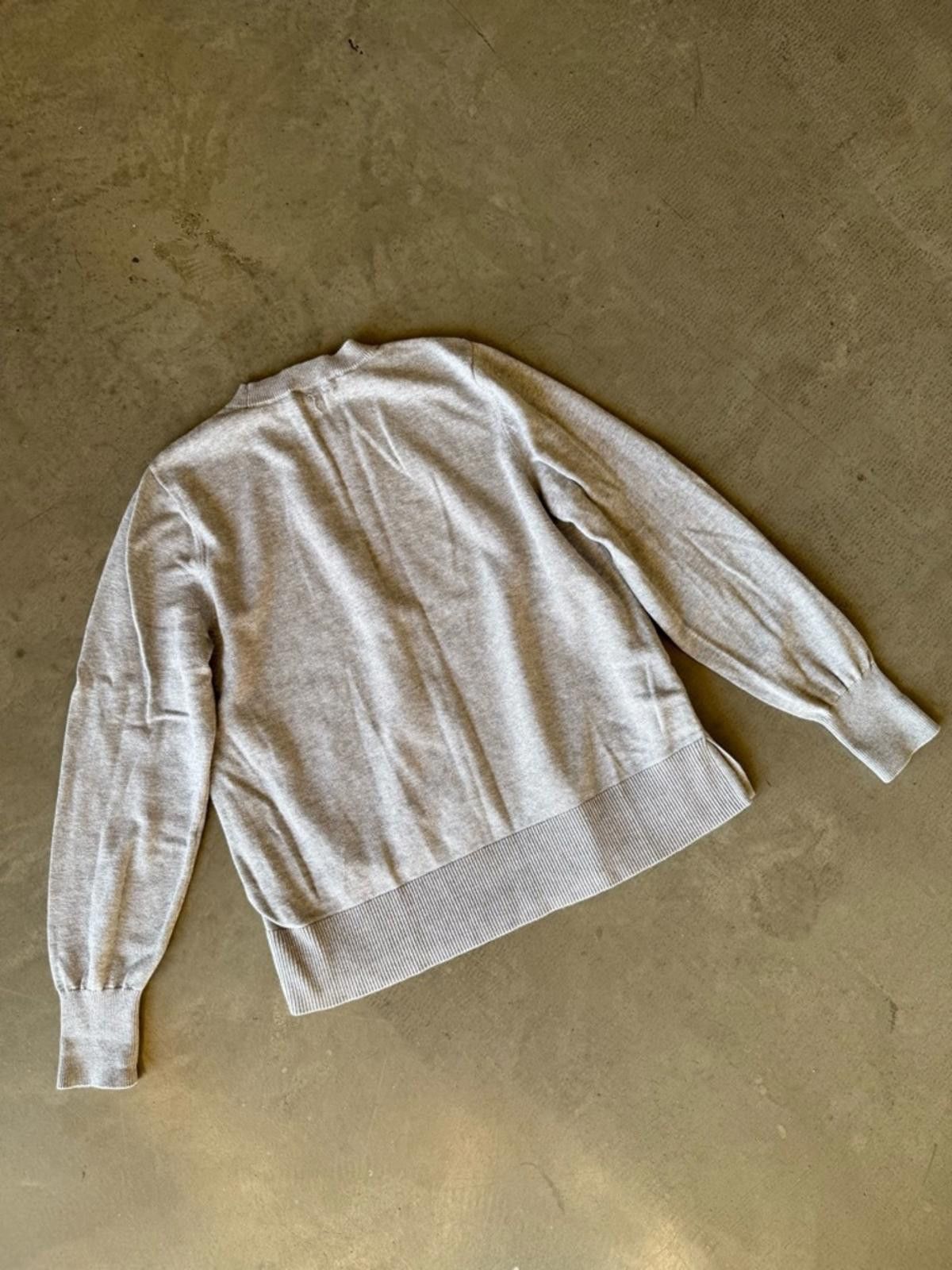 Michael Kors Michael Kors / Sweater Medium Button Detail Crewneck / Gray Size M / US 6-8 / IT 42-44 - 6 Thumbnail