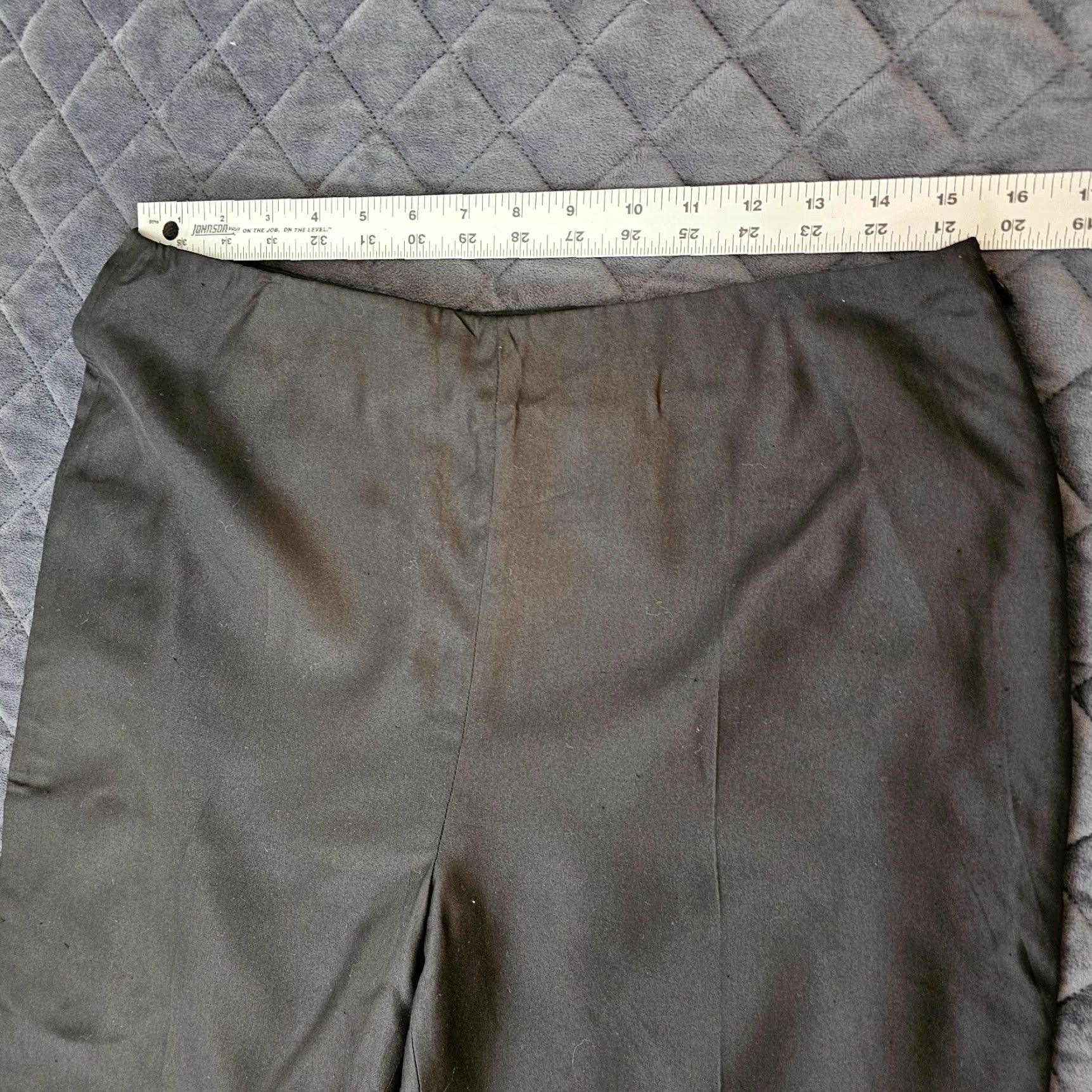 Ann Taylor Ann Taylor Petites Crop Pants Black Silk Size 12P Floral Embroidered Trim Casual Size 34" / US 12 / IT 48 - 4 Thumbnail