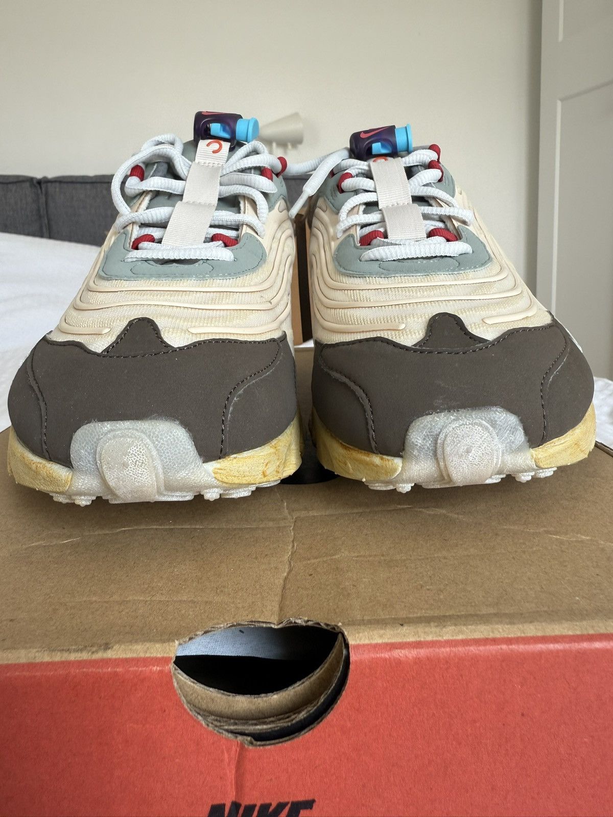Nike × Travis Scott Nike 270 react X Travis Scott - cactus jack Size US 10 / EU 43 - 3 Thumbnail