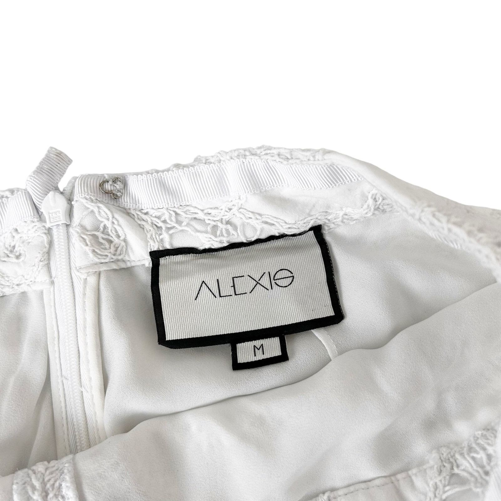 ALEXIS Alexis White Lace Wide Leg Pants Sz M Size 30" / US 8 / IT 44 - 3 Thumbnail