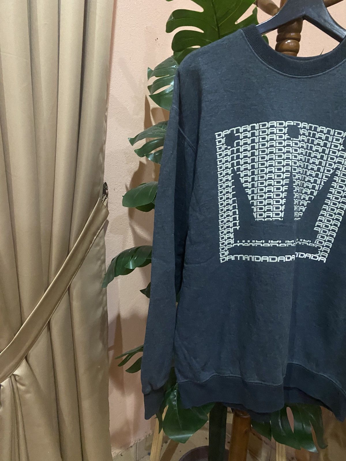 Vintage Dada Supreme Sweatshirt XL - 90s Hip-Hop Crewneck